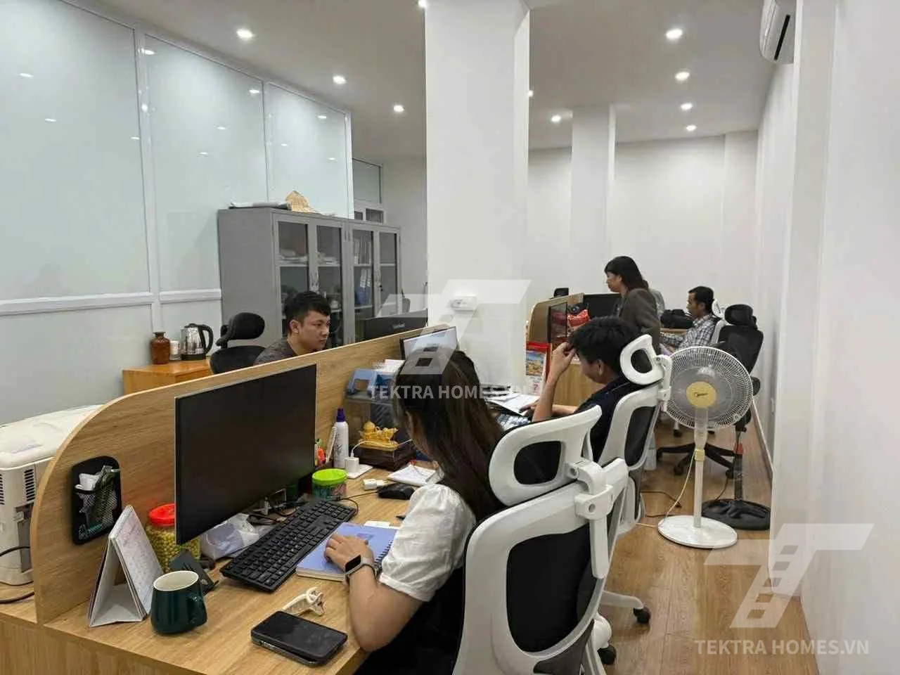Không gian 2 tại Cho thuê văn phòng tầng 1+2 phố Mễ Trì Hạ