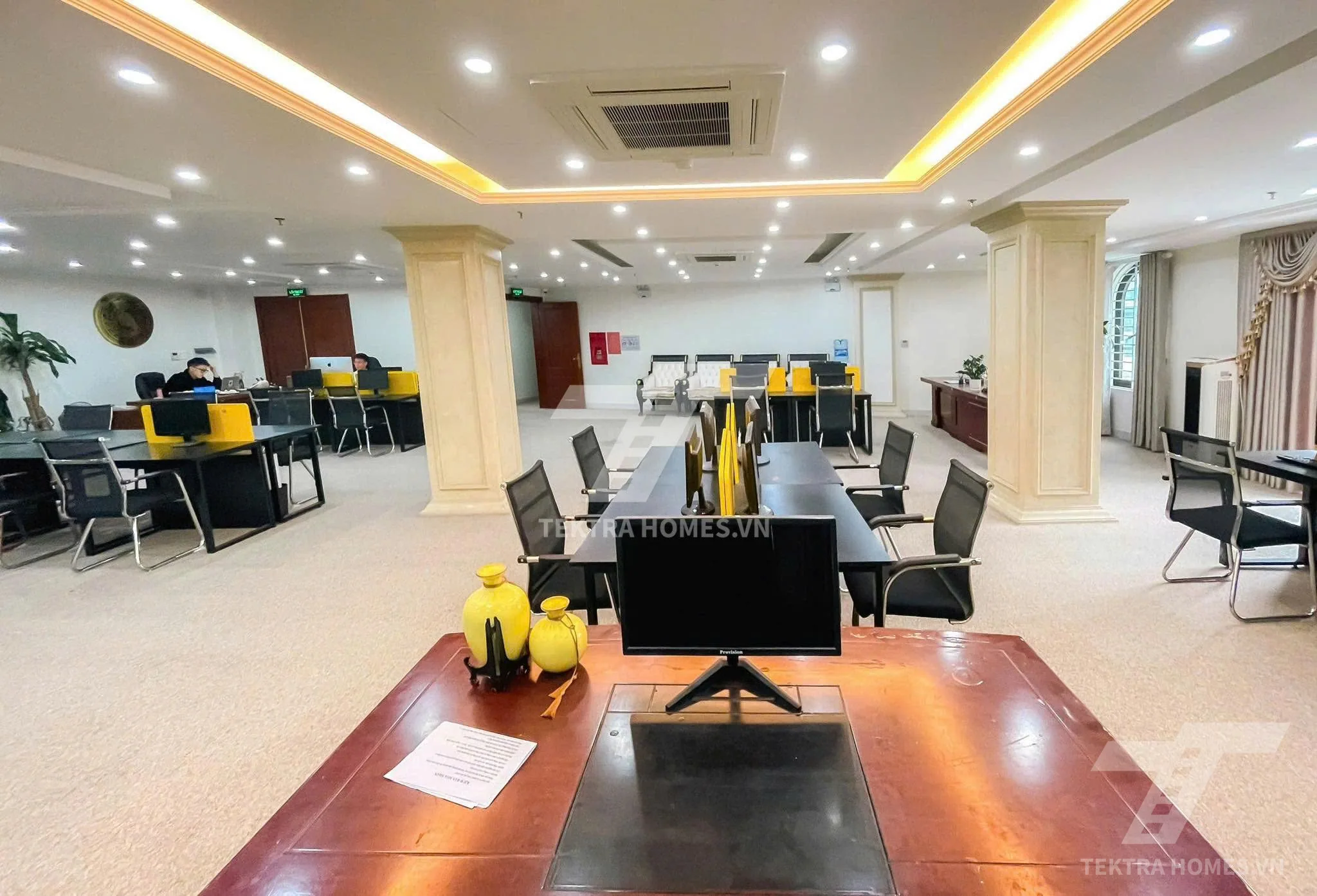 Không gian 5 tại Cho thuê văn phòng , cafe sân thượng phố trung phụng