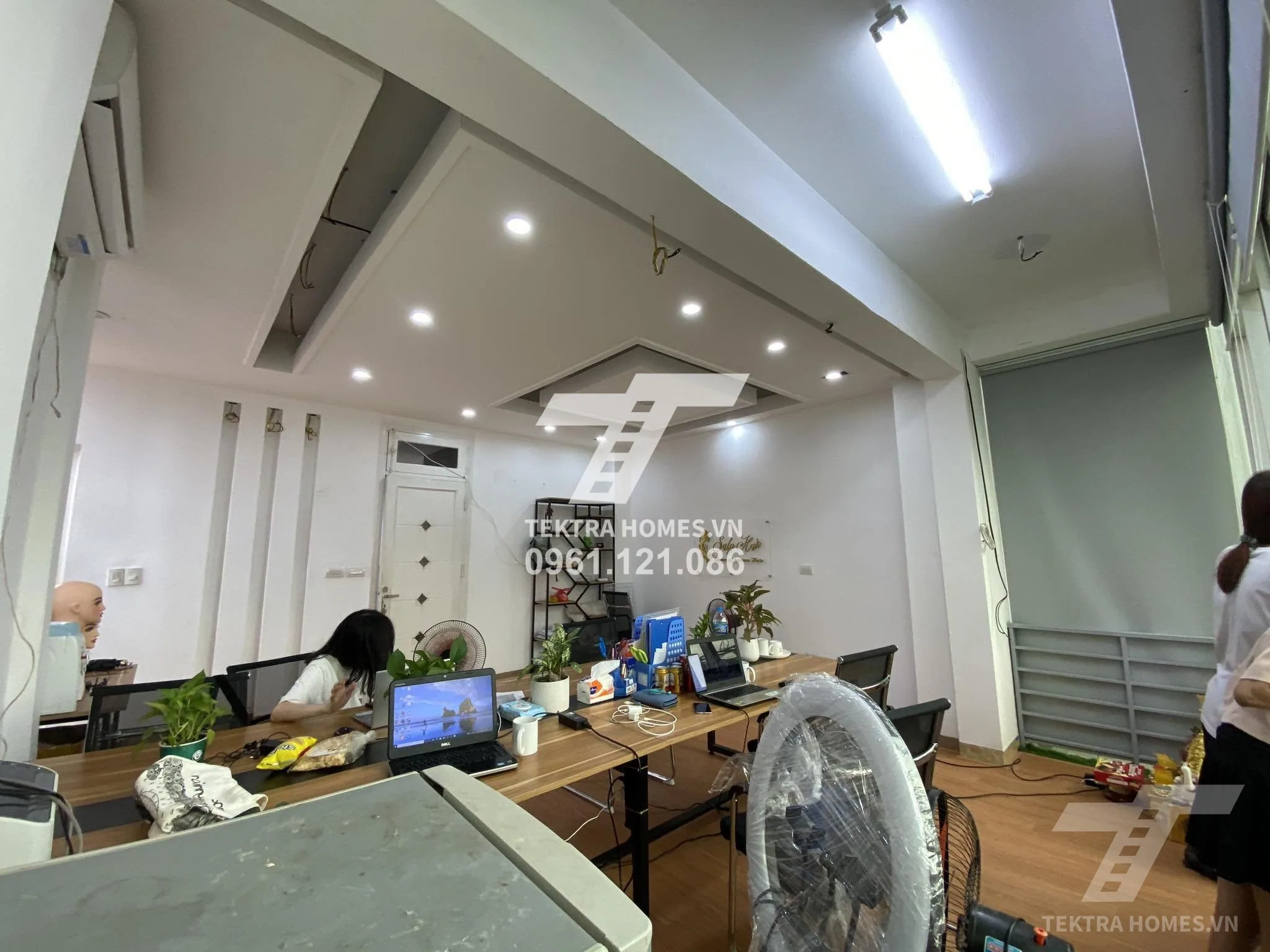 Không gian 2 tại Cho thuê văn phòng tại mặt đường Trung Kính.