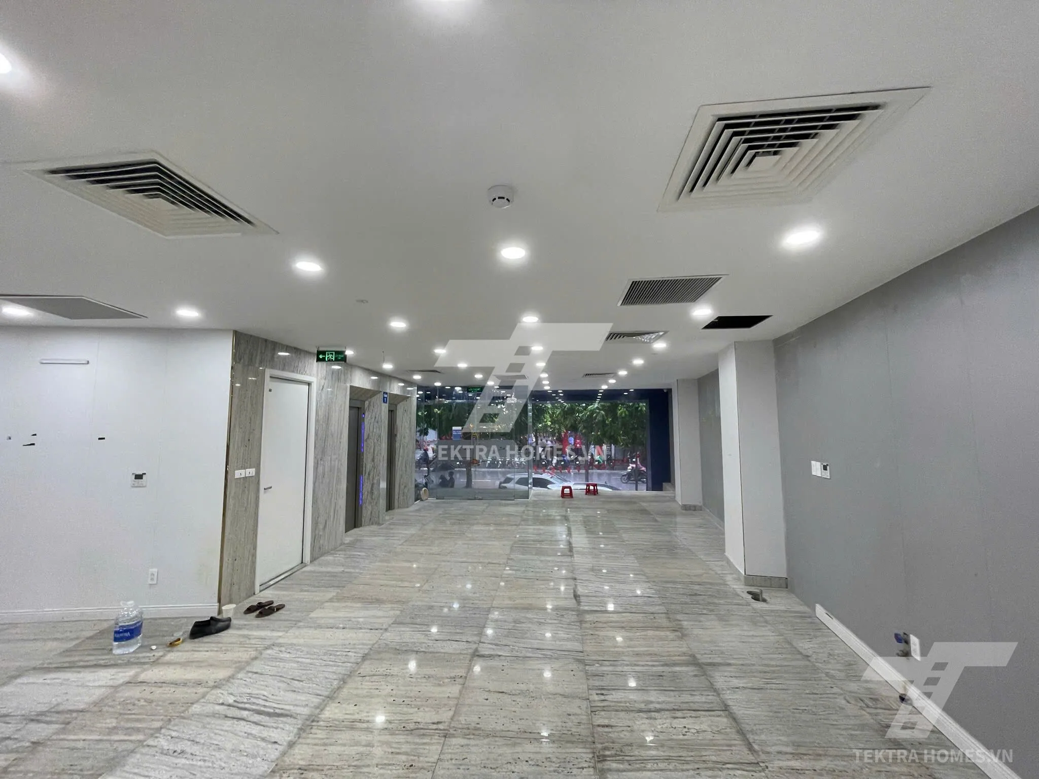 Không gian 2 tại Cho thuê nguyên căn 7 tầng phố Khúc Thừa Dụ
