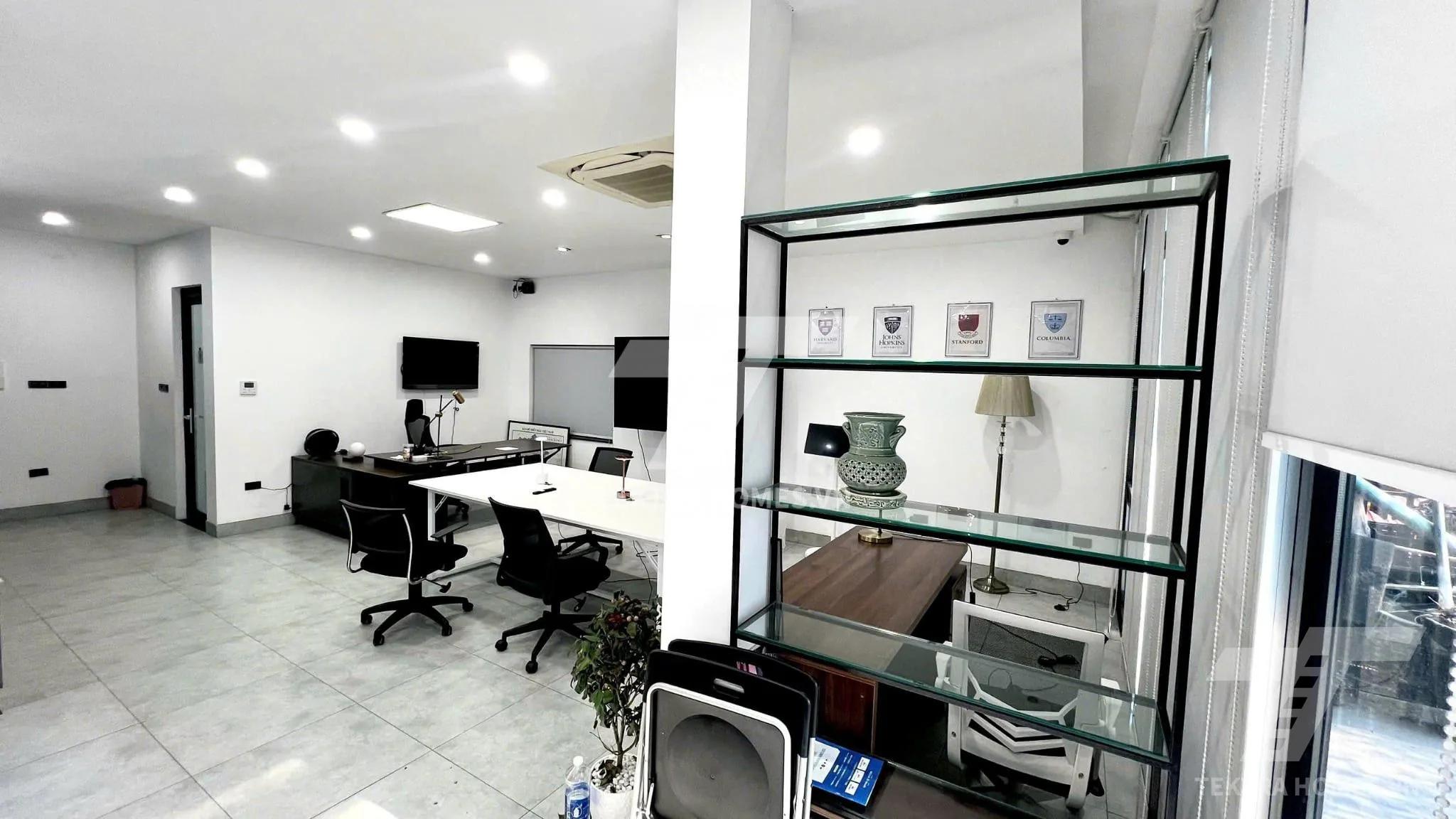 Không gian 2 tại Cho thuê văn phòng phố Mễ Trì Hạ - Nam Từ Liêm -Hà Nội