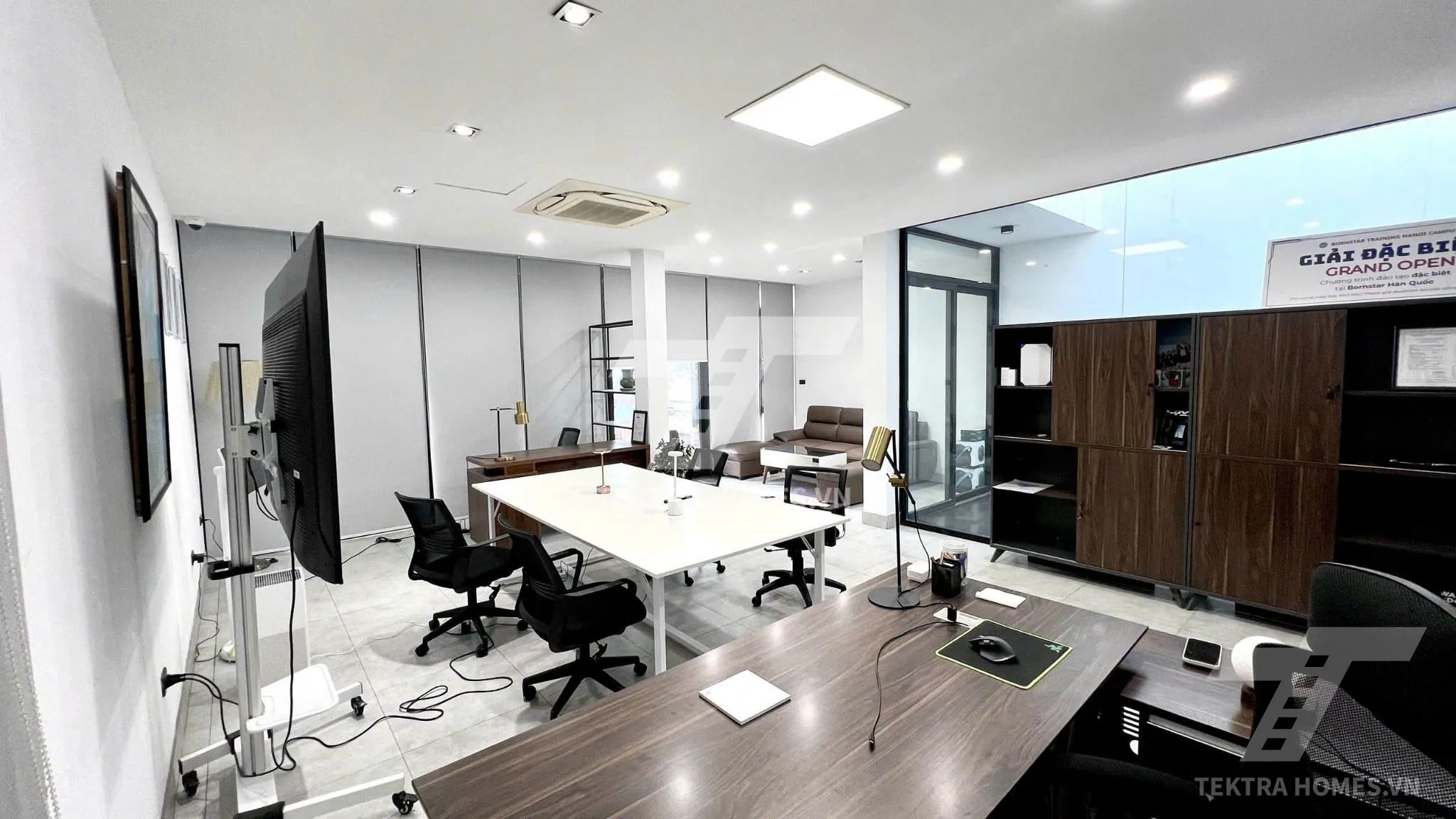 Không gian 3 tại Cho thuê văn phòng phố Mễ Trì Hạ - Nam Từ Liêm -Hà Nội