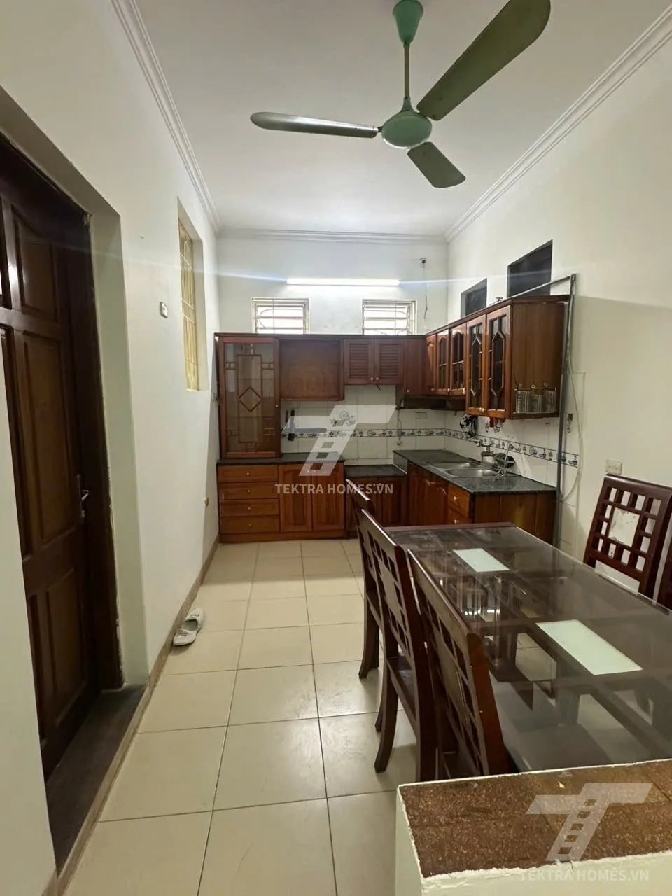 Không gian 5 tại Cho thuê nhà nguyên căn đầy đủ nội thất phố Nguyễn Khang