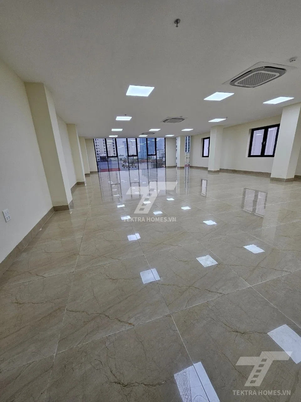 Không gian 3 tại Cho thuê văn phòng mới đẹp ngõ 106 Hoàng Quốc Việt