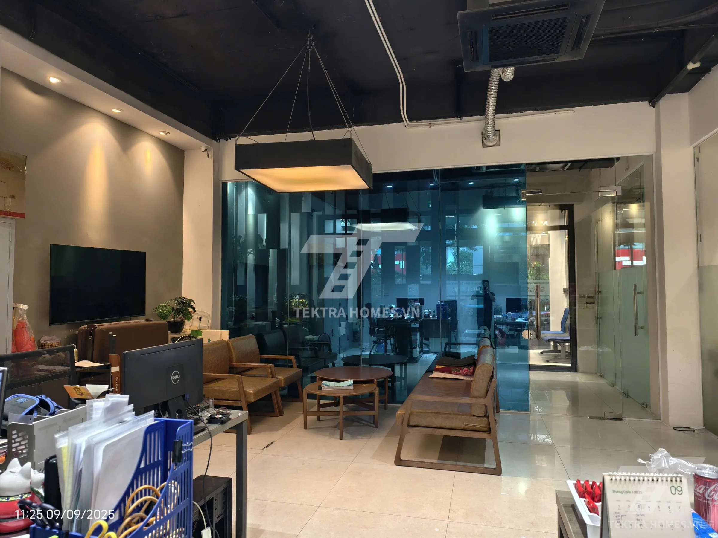 Cho thuê văn phòng full nội thất và dịch vụ  ngõ 82 Dịch Vọng Hậu