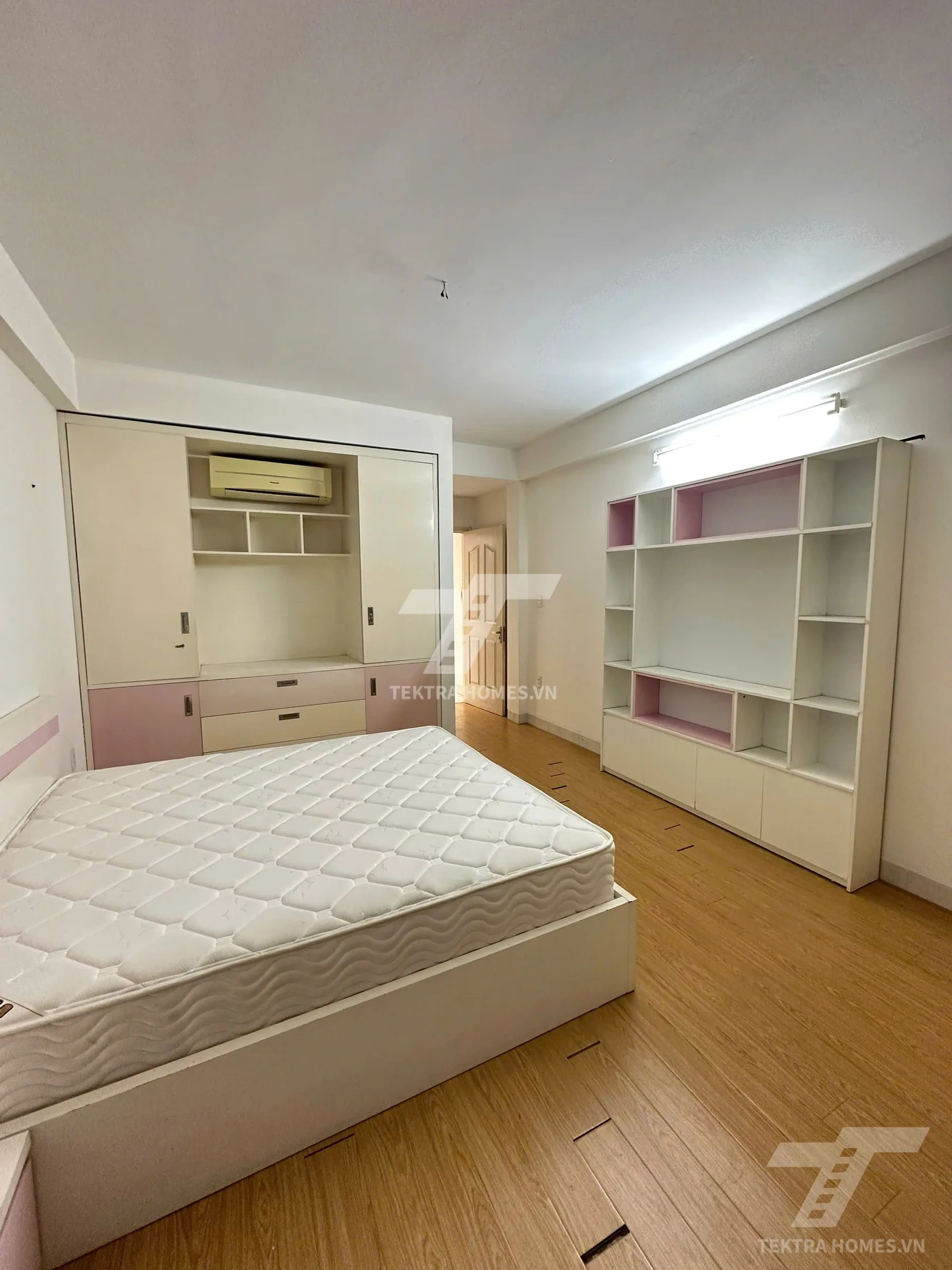 Không gian 2 tại Cho thuê nguyên văn tại phố Đông Me