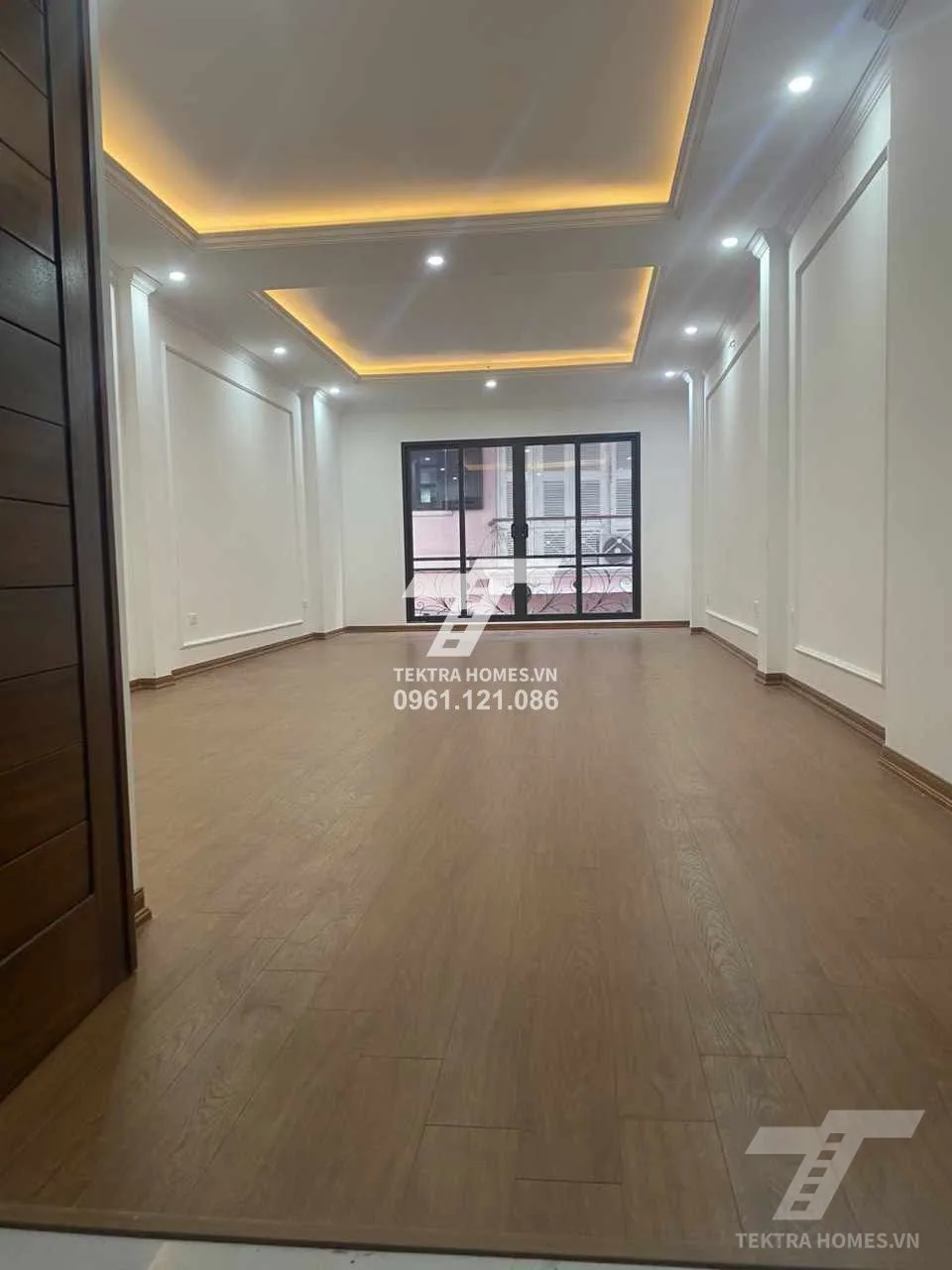 Không gian 2 tại cho thuê văn phòng tại ngõ Thái hà