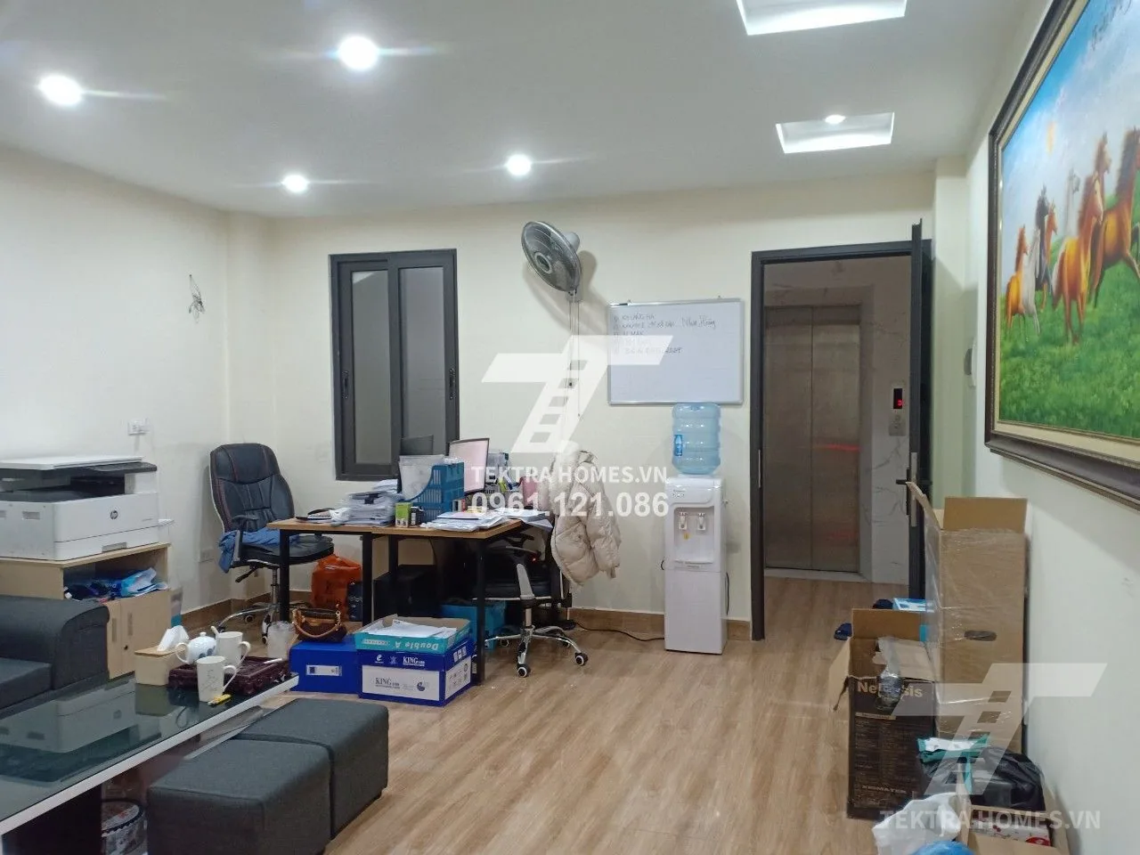 Không gian 2 tại Cho thuê văn phòng ngăn sẵn 2 phòng riêng ngay ngõ 2 đại lộ Thăng Long
