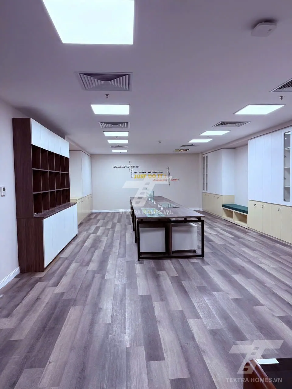 Không gian 2 tại Cho thuê văn phòng hạng B | 25 Tô Hiến Thành