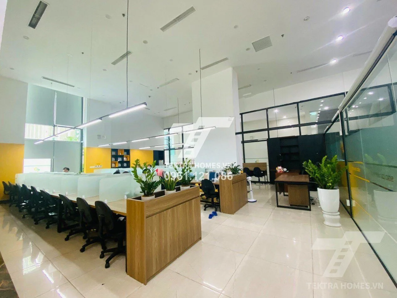 Không gian 2 tại Cho thuê văn phòng chân đế chung cư Roman Plaza