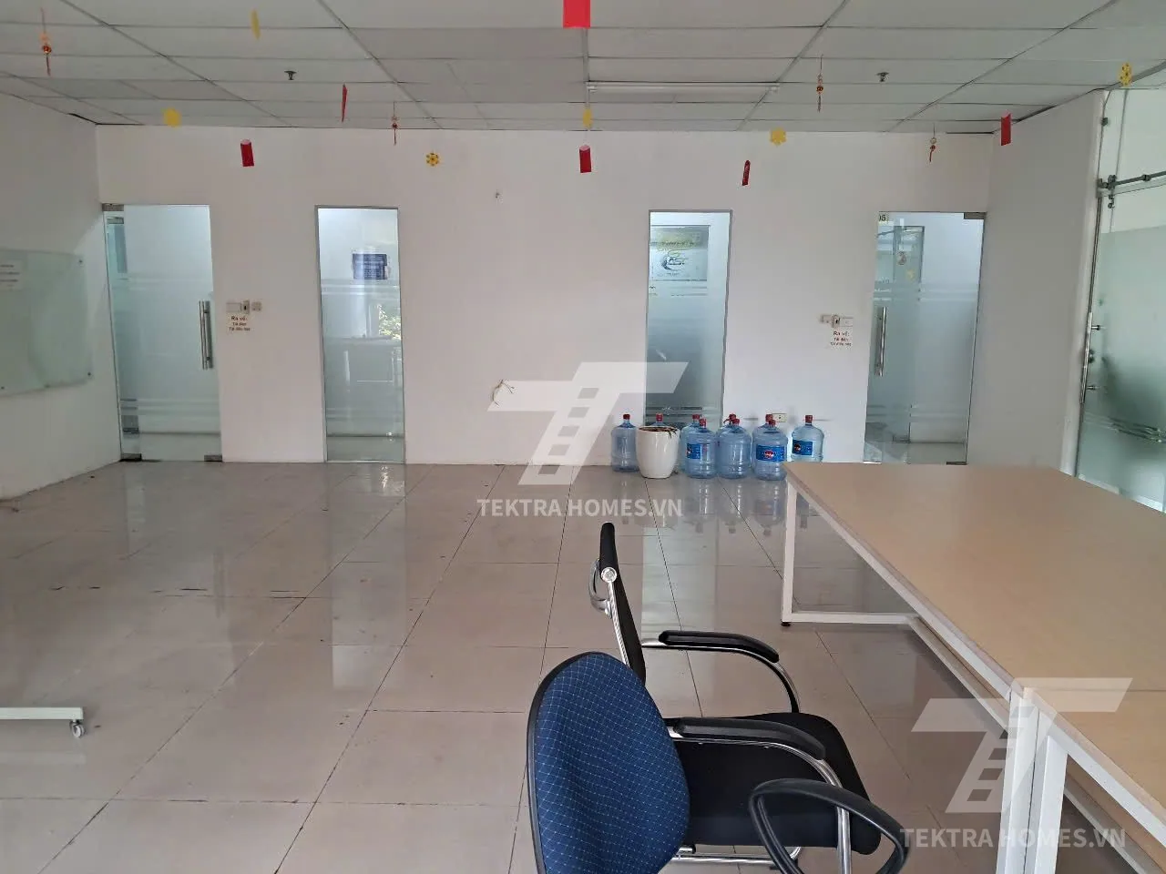 Không gian 2 tại Cho thuê văn phòng tòa N09B2 Thành Thái