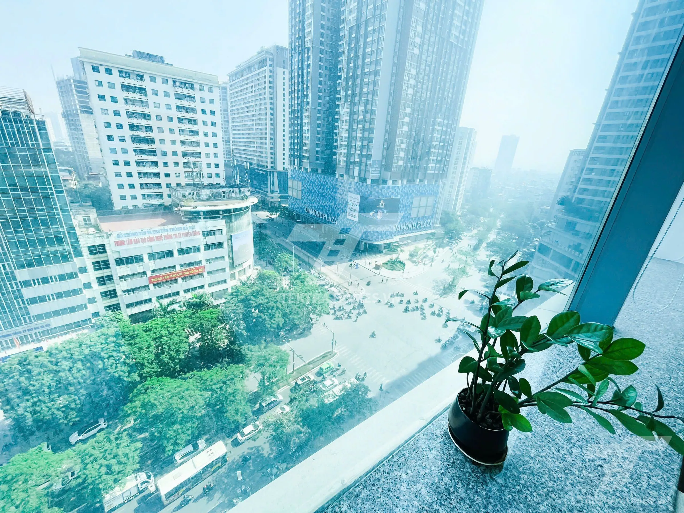 Không gian 2 tại Cho thuê văn phòng trọn gói | Diamond Flower | 48 Lê Văn Lương