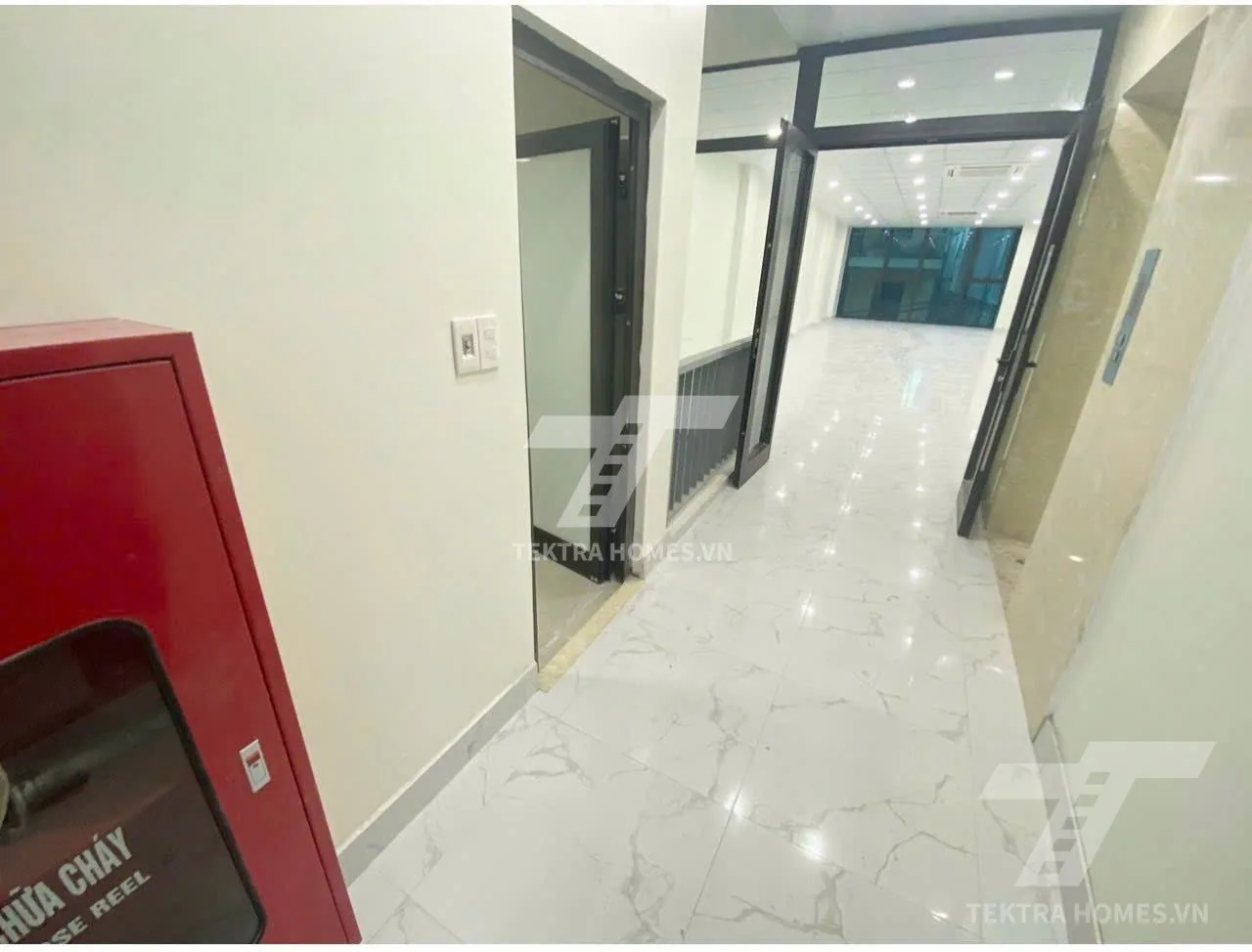 Không gian 3 tại Cho thuê văn phòng phố thái hà - đống đa