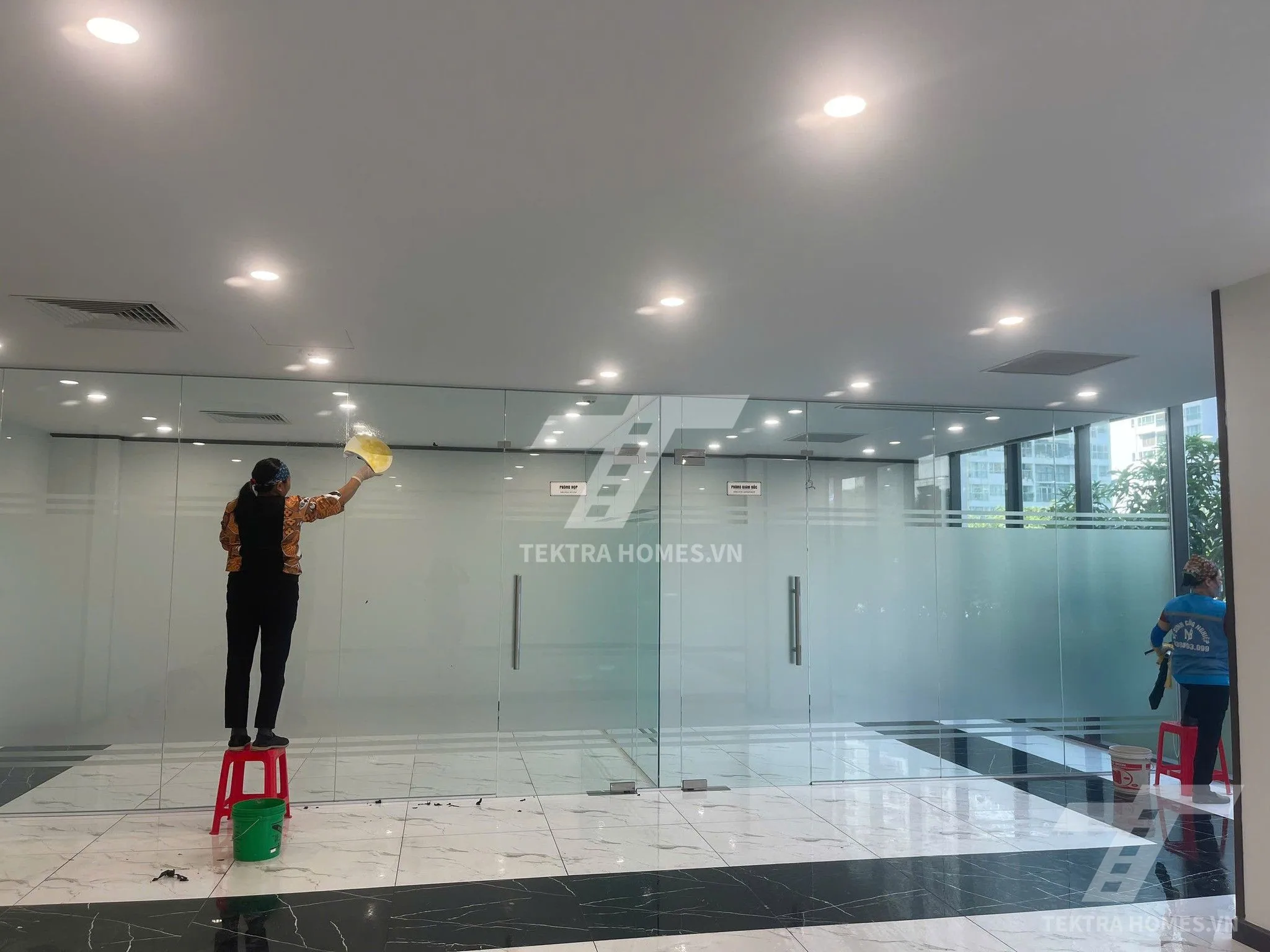 Cho Thuê văn phòng mặt đường Nguyễn Thị Thập Cầu Giấy