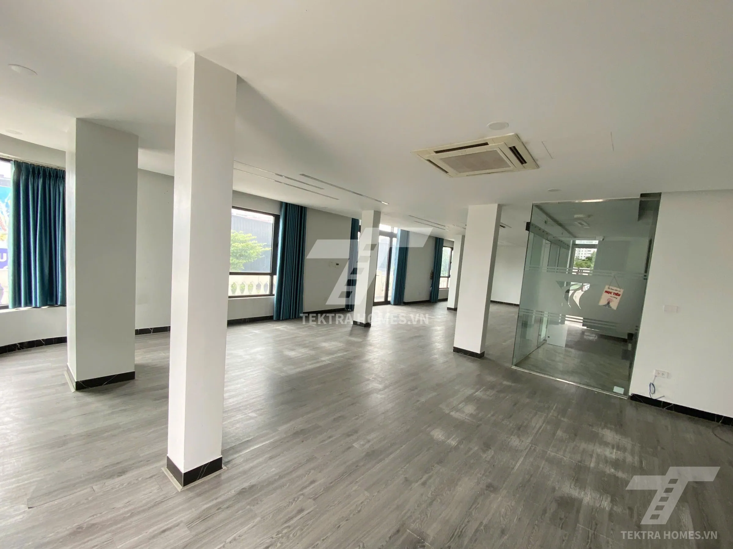 Không gian 5 tại Cho thuê văn phòng mới đẹp phố Yên Xá