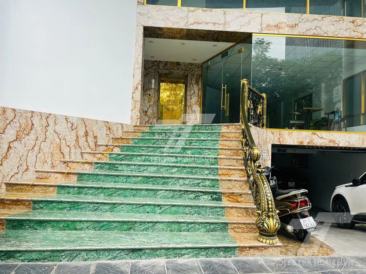 Không gian 2 tại Cho thuê văn phòng mặt phố Nguyễn Khang