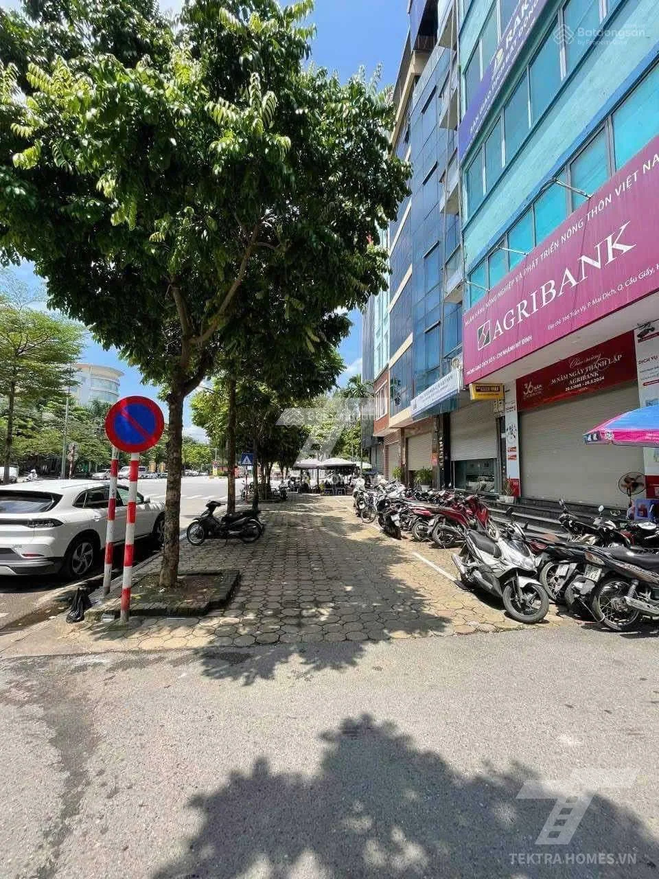 Không gian 2 tại Cho thuê văn phòng lô góc 3 mặt thoáng đường Trần Vỹ