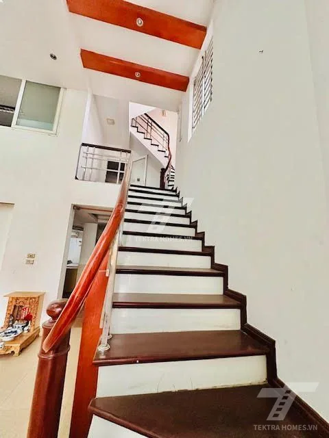 Cho thuê nguyên căn 120m2 x 6 tầng tại Mỹ Đình