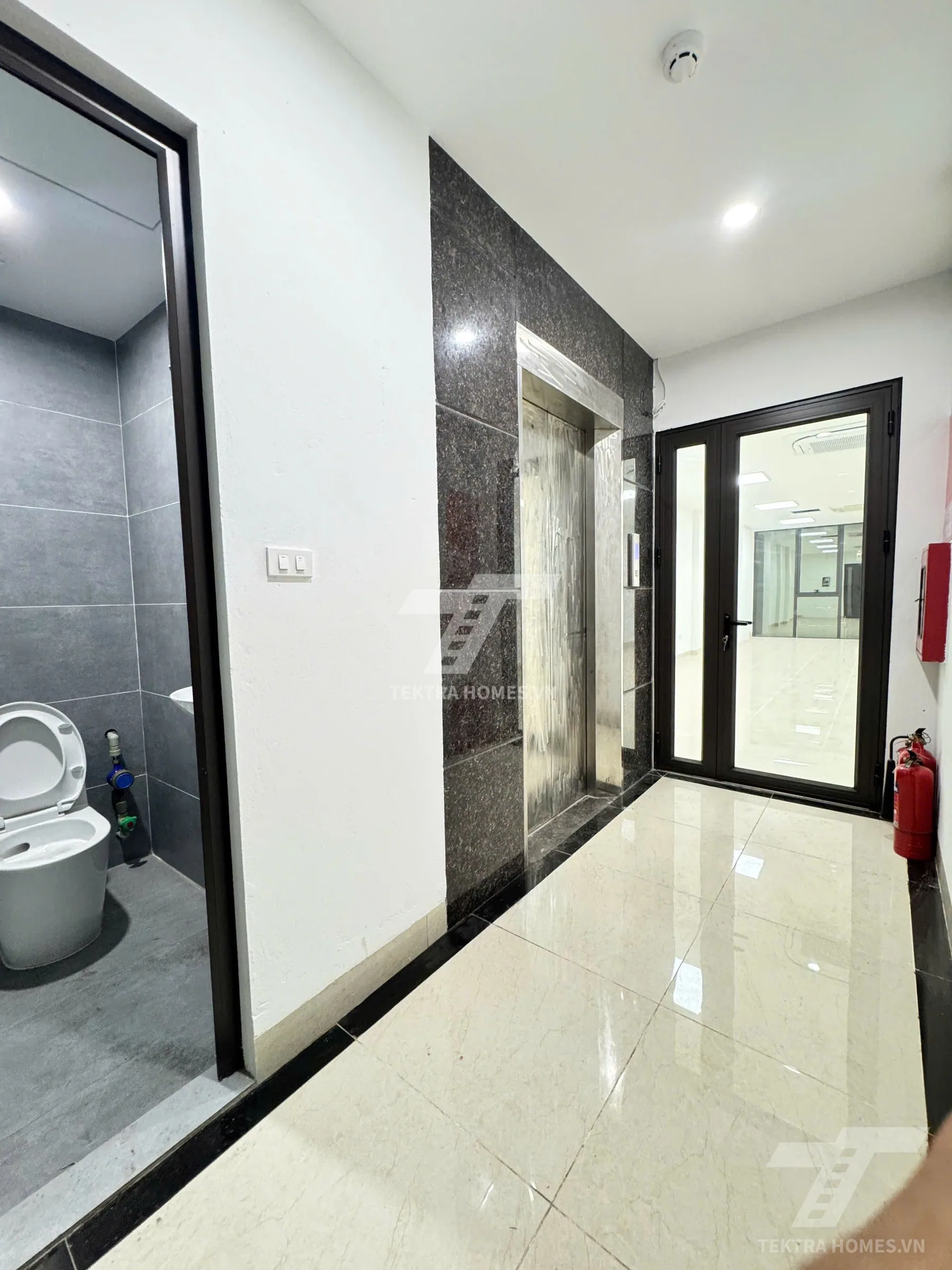Không gian 4 tại Cho thuê văn phòng mới mặt đường Nguyễn Tuân