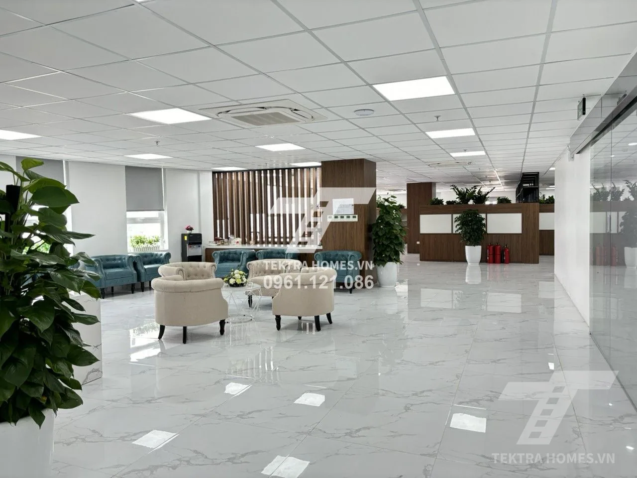 Không gian 3 tại Tòa văn phòng cho thuê hạng C - VET building Hoàng Quốc Việt