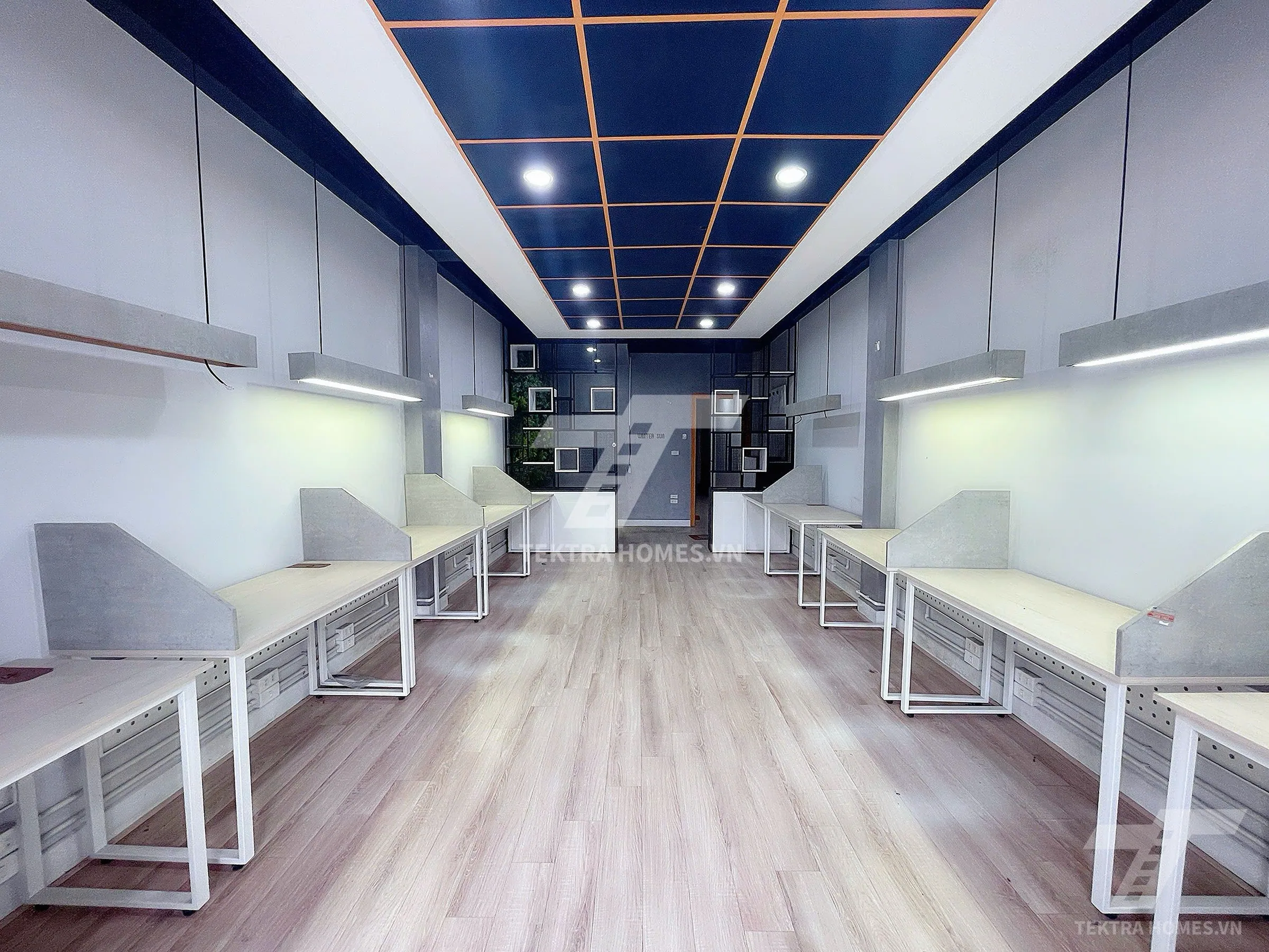 Không gian 2 tại Cho thuê văn phòng trục đường Trung Kính bé