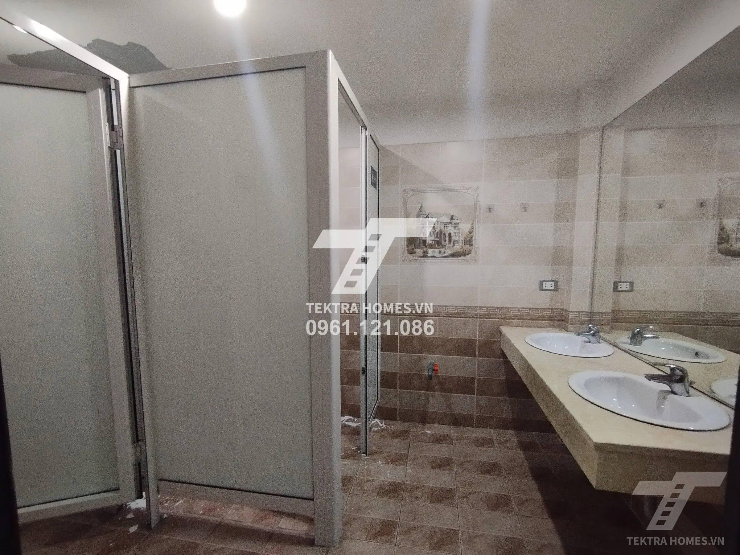 Không gian 5 tại Cho thuê văn phòng tại phố Lê Văn Thiêm