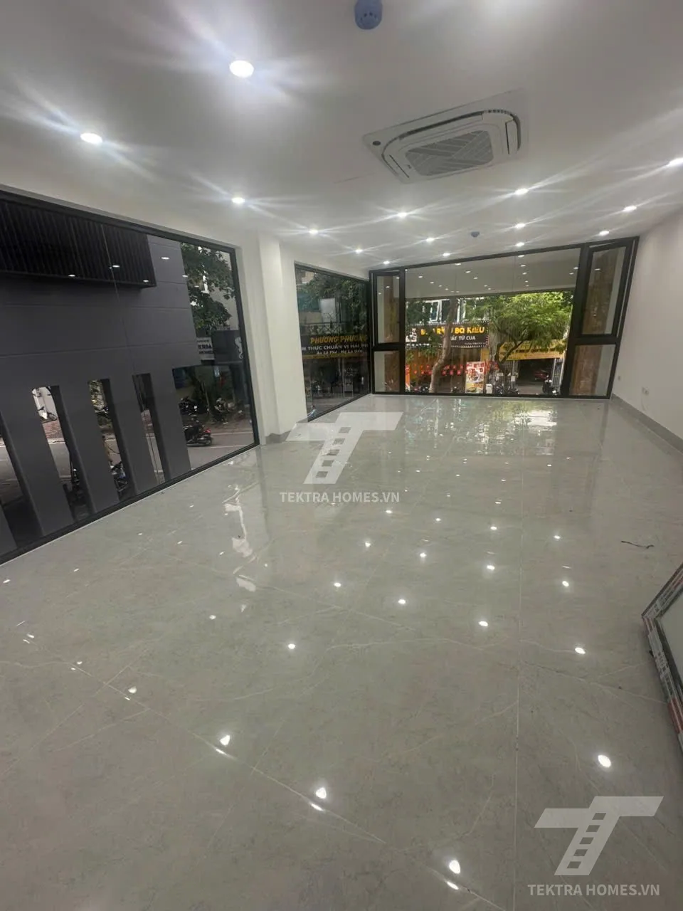Không gian 3 tại Cho thuê nhà nguyên căn phố Vương Thừa Vũ