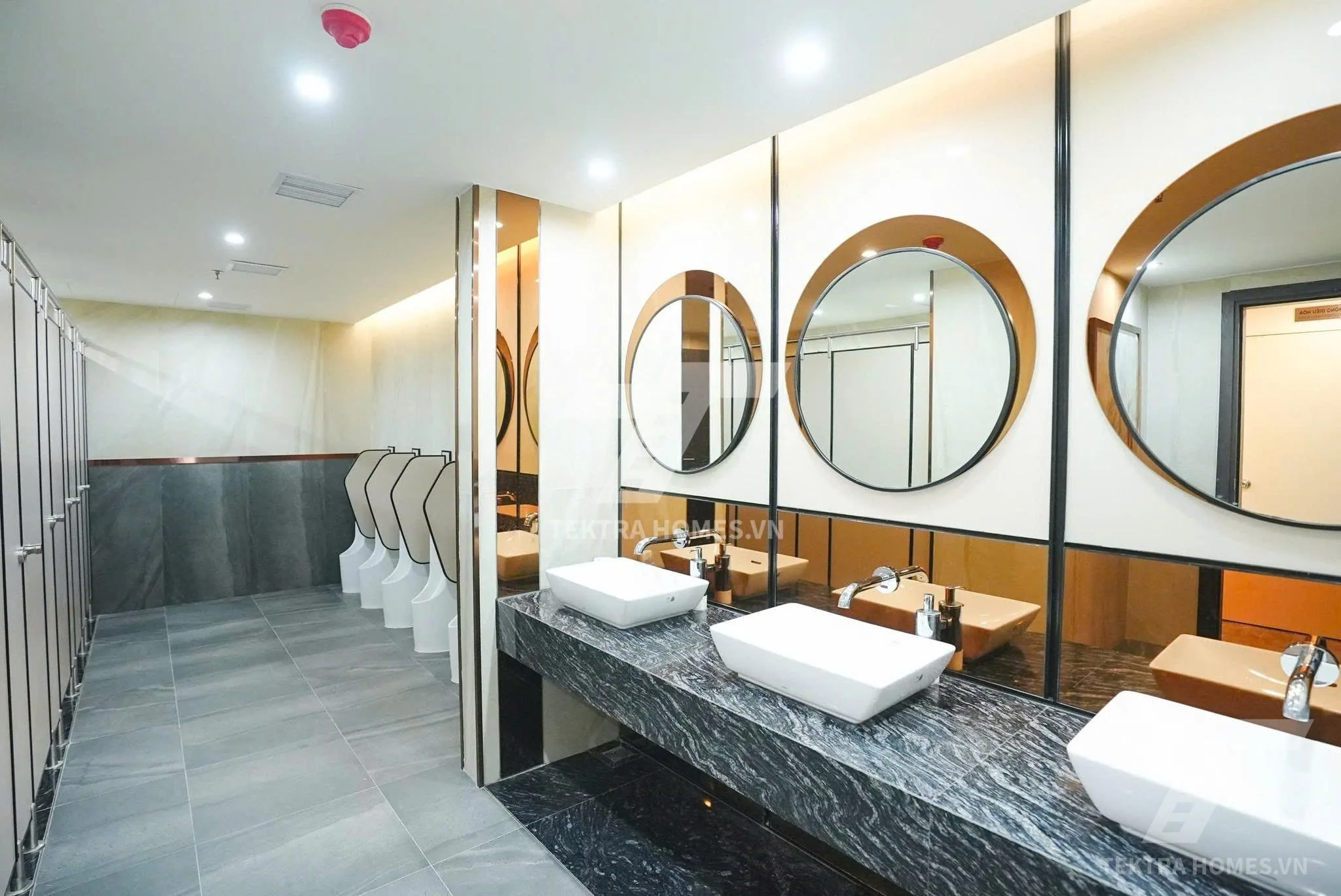 Không gian 2 tại Cho thuê văn phòng hạng C | Vinaconex Diamond Tower | 459C Bạch Mai