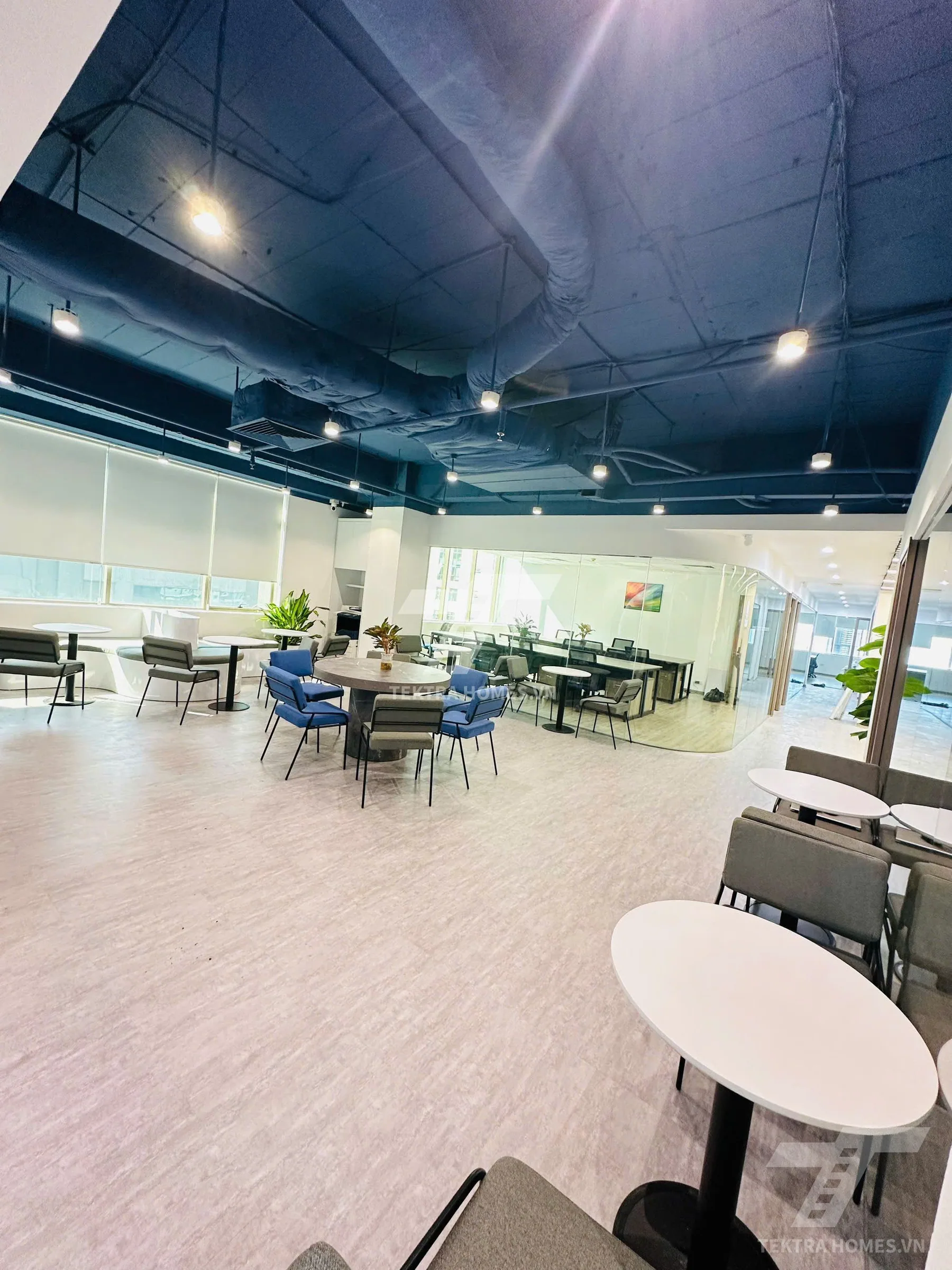 Không gian 3 tại Cho thuê văn phòng trọn gói | HL Building | Ngõ 82 Duy Tân