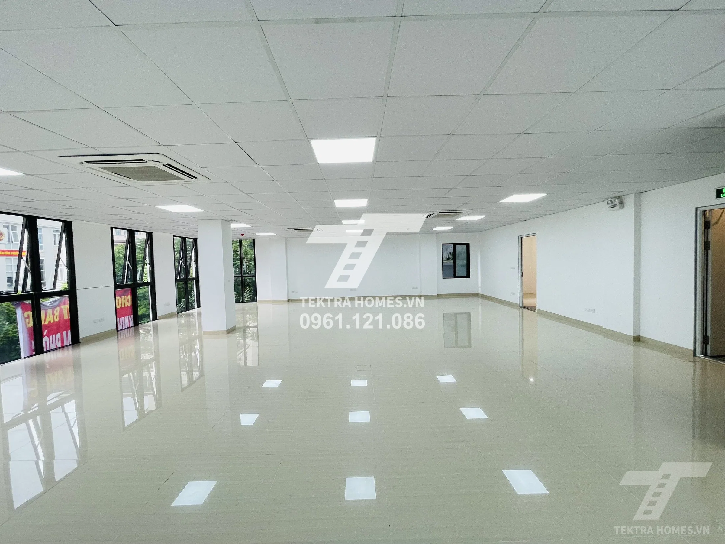 Không gian 2 tại Cho thuê văn phòng mới đẹp phố Võng Thị, Tây Hồ