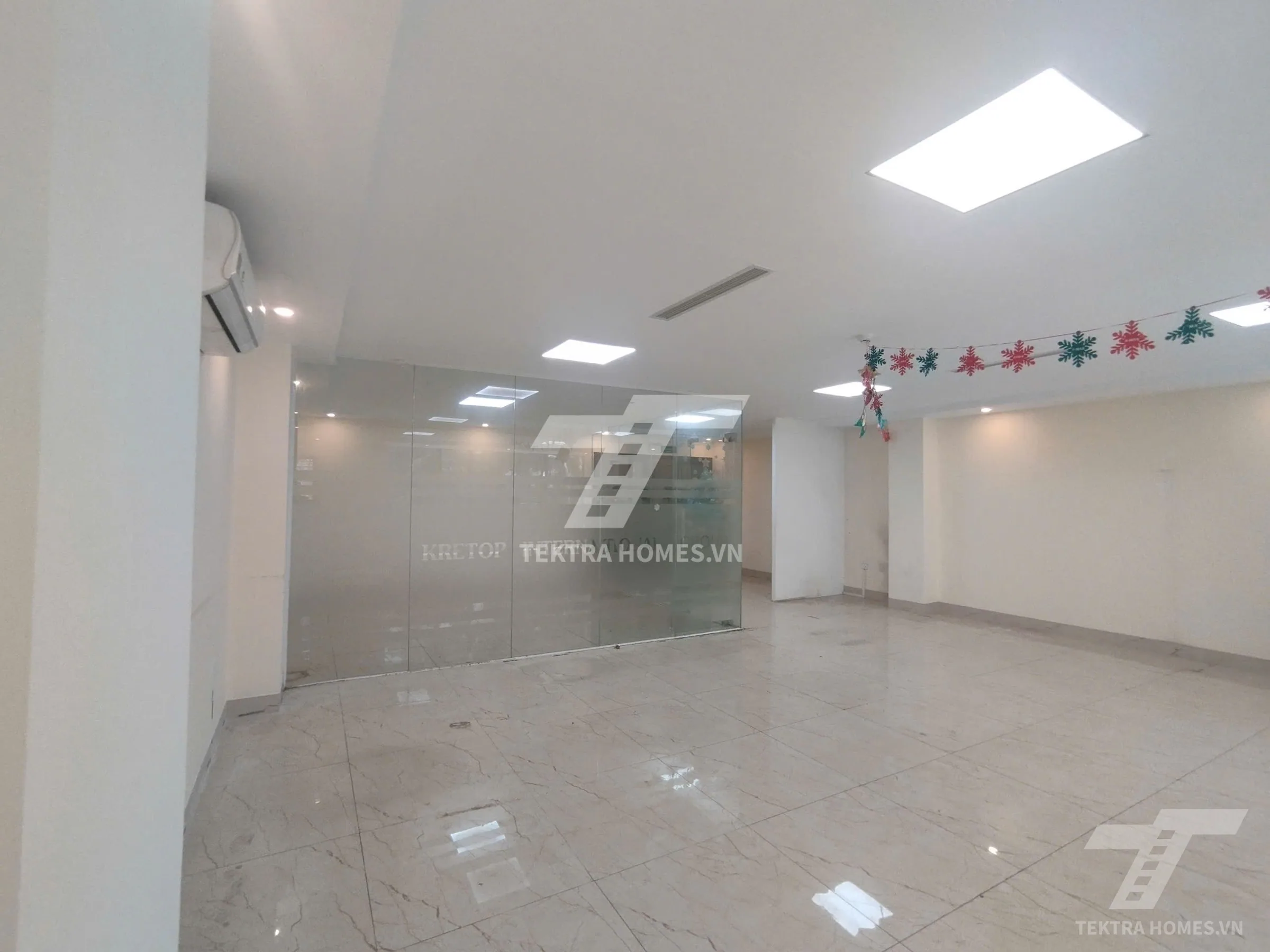 Không gian 3 tại Cho thuê văn phòng tòa Lê Xuân Building Dịch Vọng Hậu