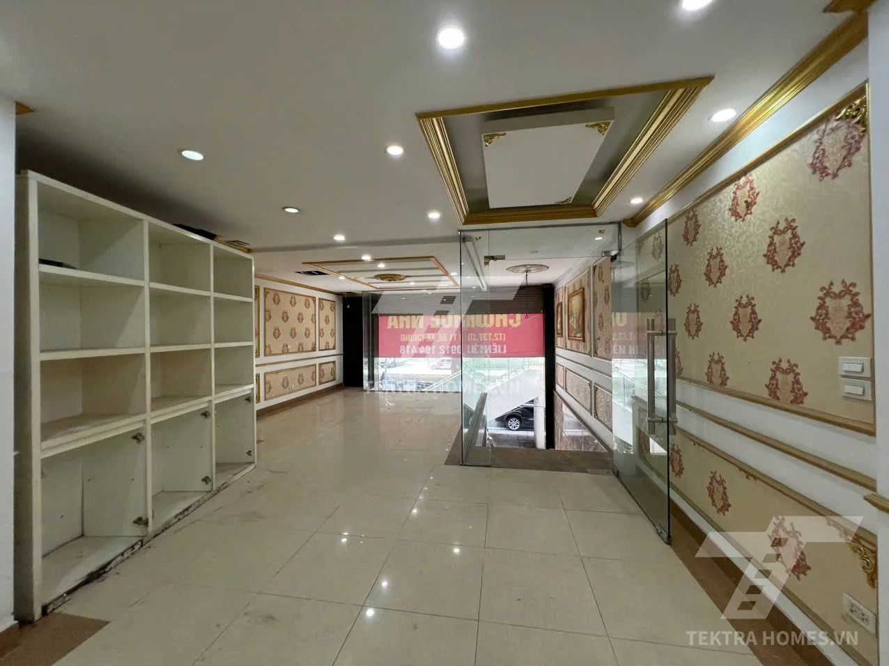 Không gian 4 tại Cho thuê 4 tầng nhà mặt phố Hoàng Cầu