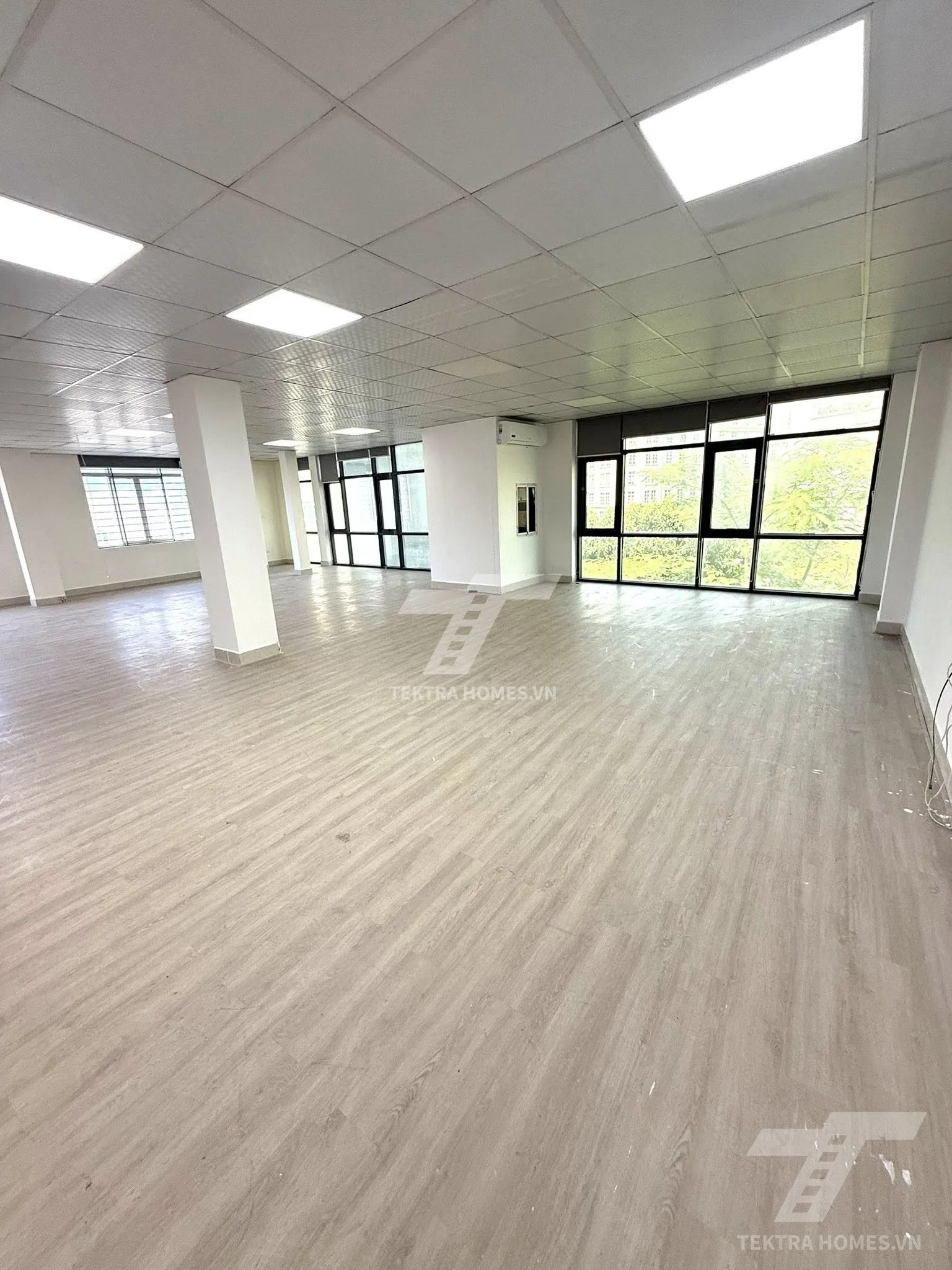 Không gian 3 tại Cho thuê văn phòng 120m2 mặt đường Mễ Trì