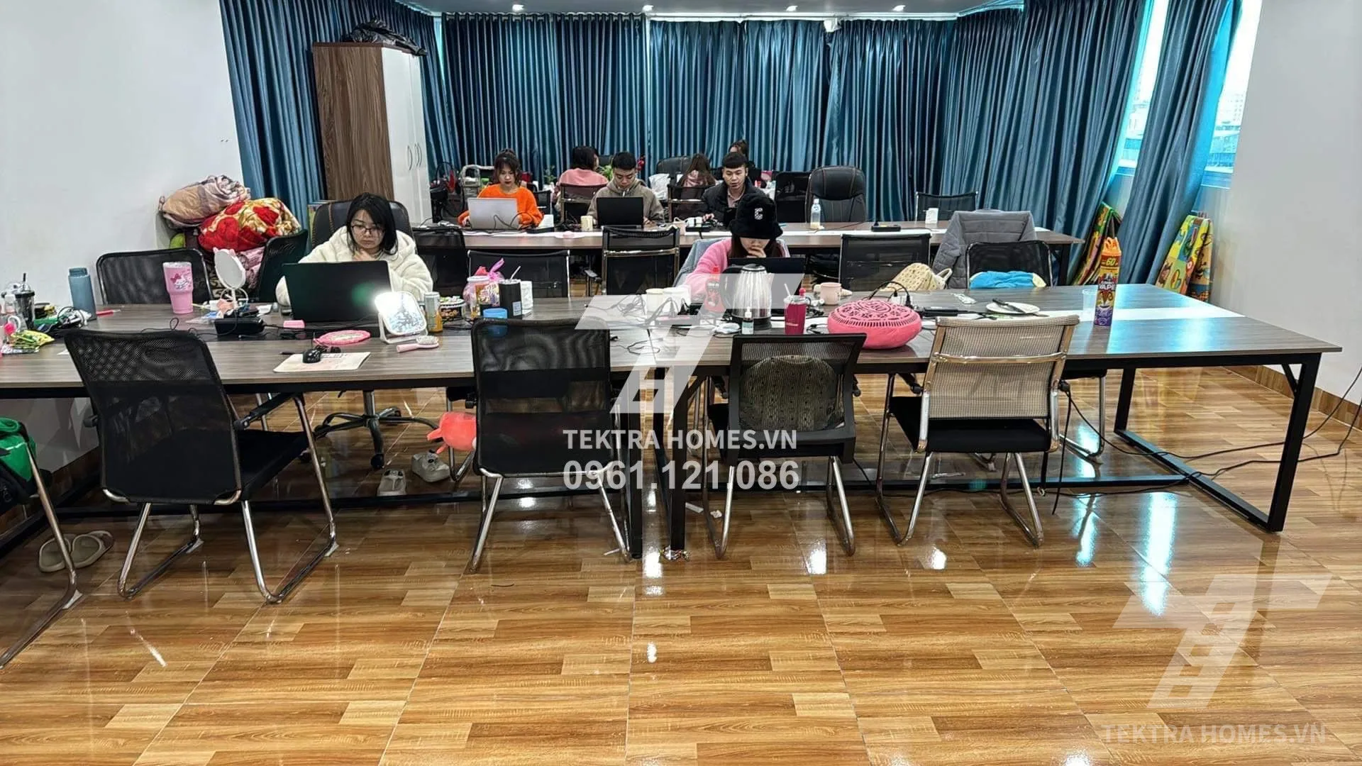 Cho thuê văn phòng 100m2 mặt đường Nguyễn Hoàng