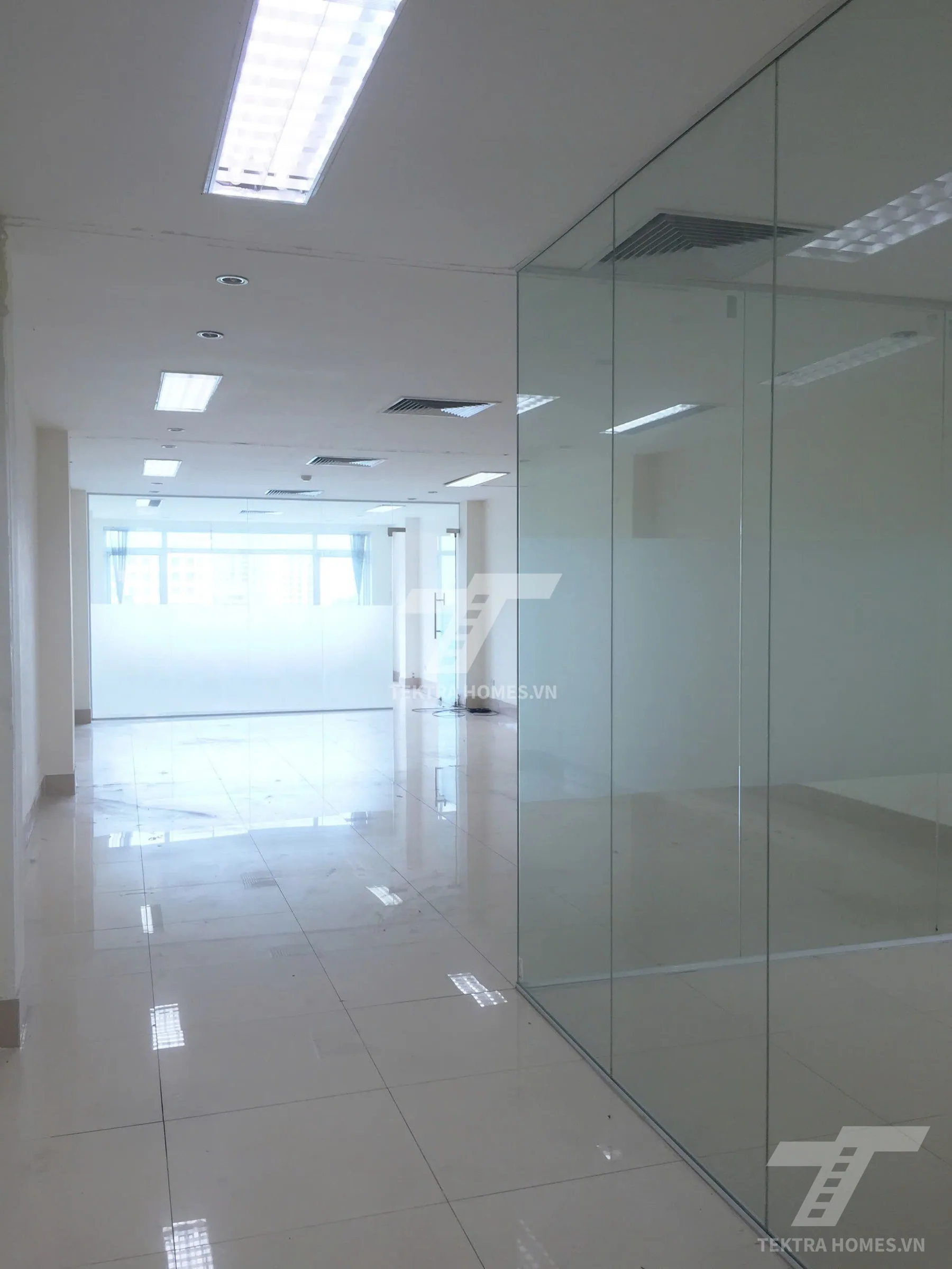 Không gian 2 tại Cho thuê văn phòng phố hoàng quốc việt