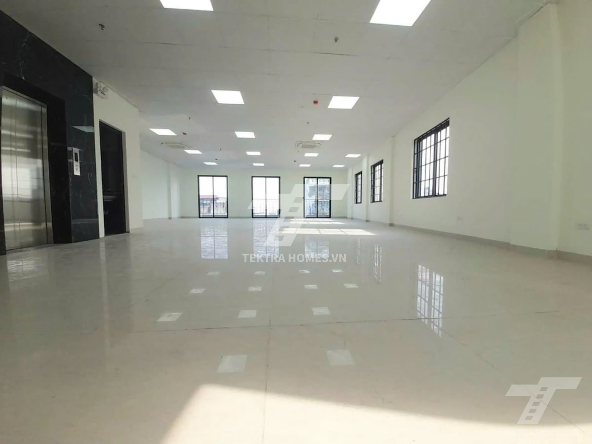 Không gian 3 tại Cho thuê văn phòng mặt đường Trần Vỹ