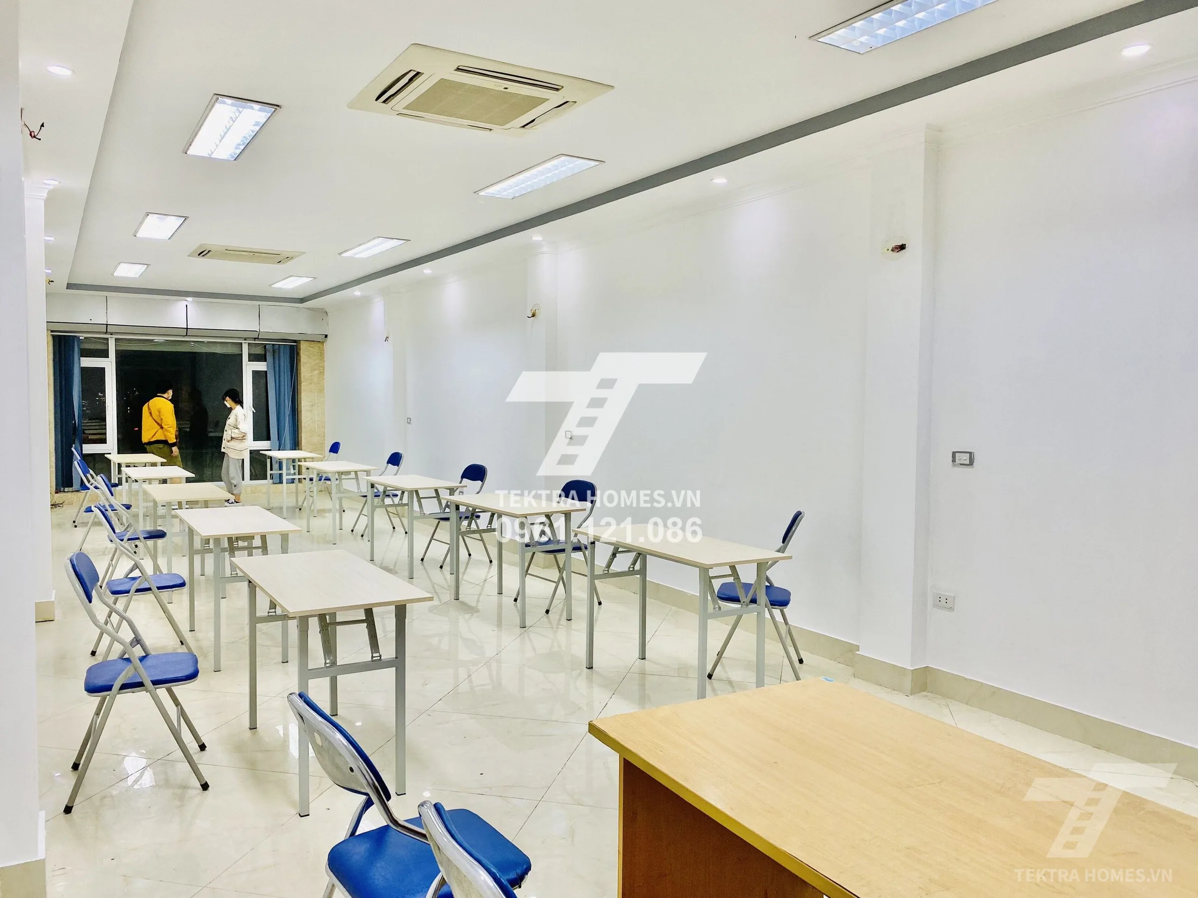 Không gian 5 tại Cho thuê văn phòng tại trục đường Nguyễn Khang