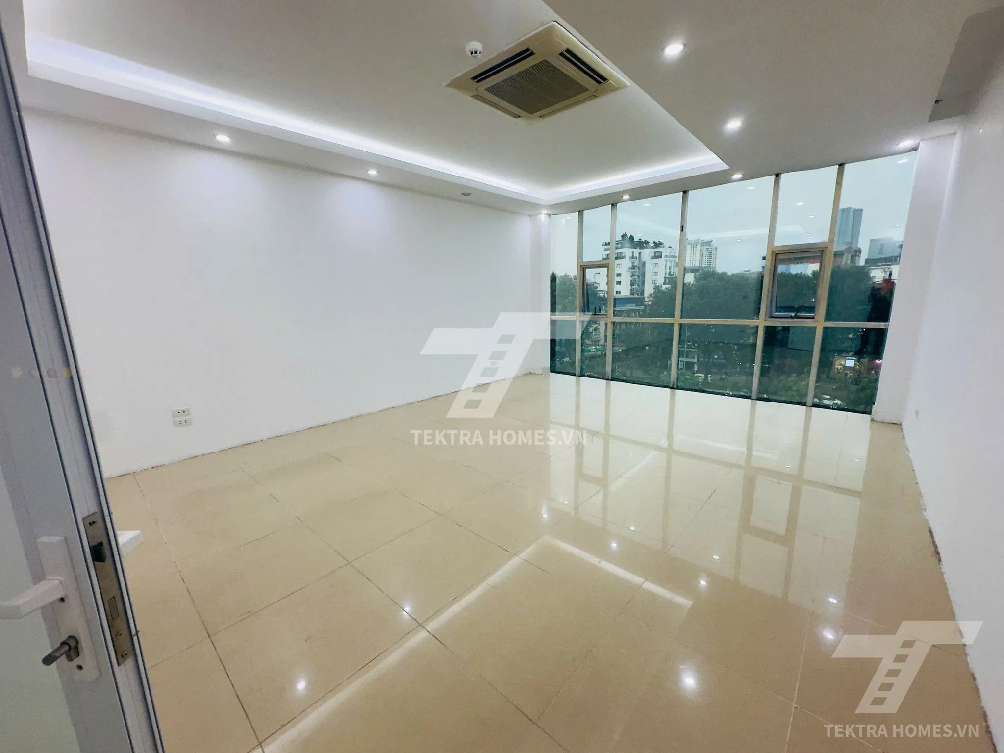Không gian 4 tại Cho thuê văn phòng trục phố Nguyên Khang