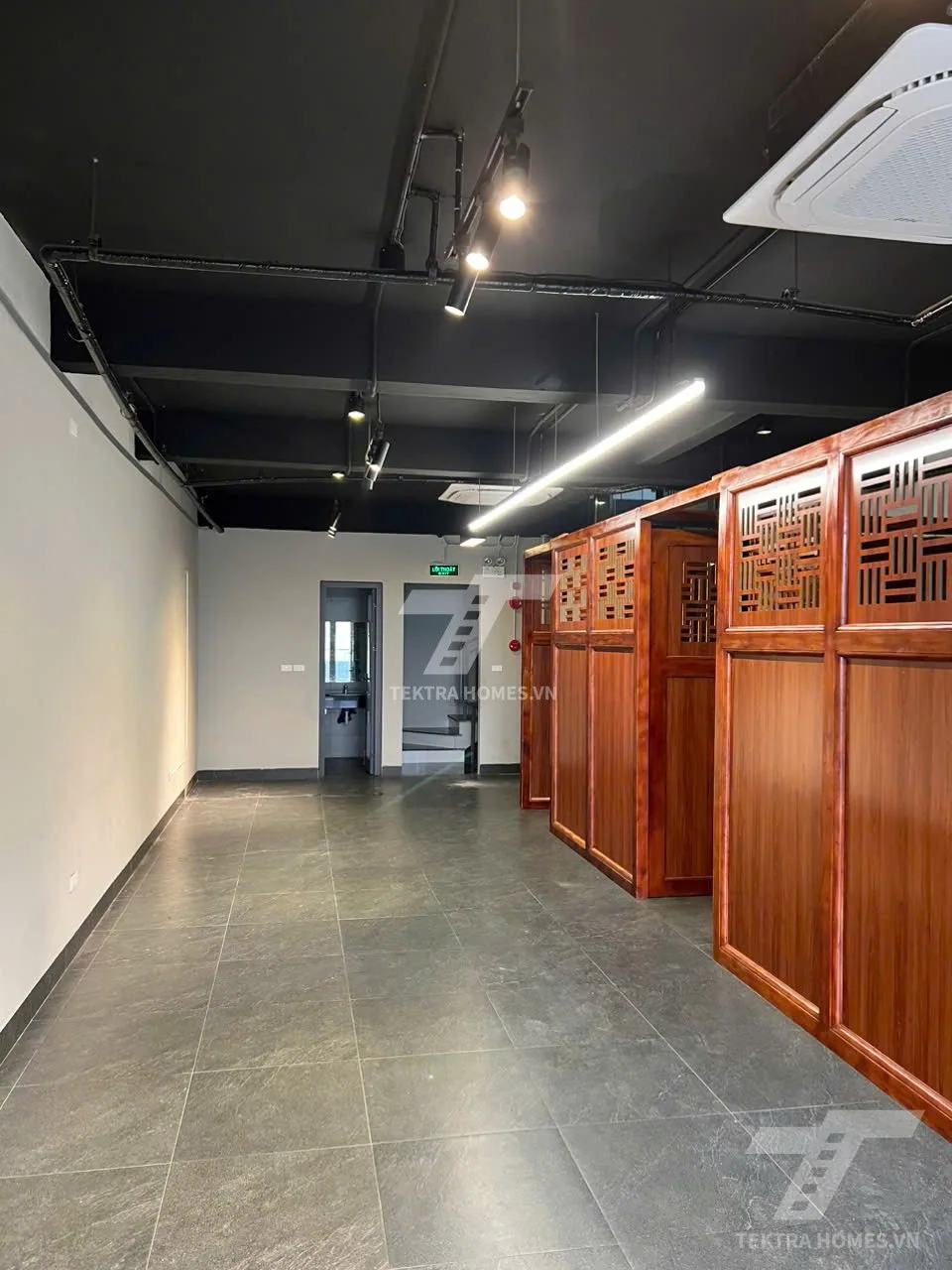 Không gian 5 tại Cho thuê nguyên căn phố Nguyễn Như Uyên