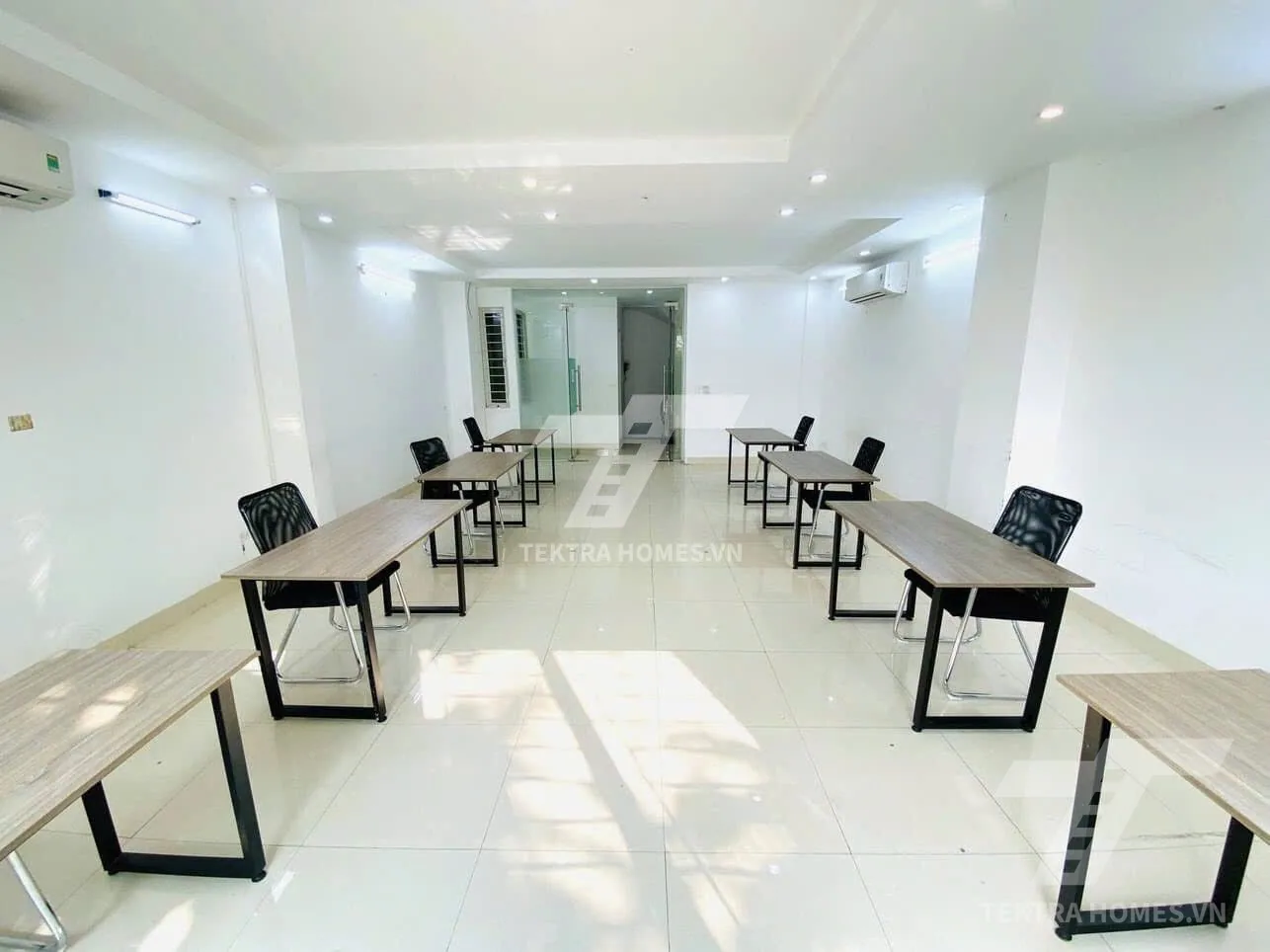 Không gian 5 tại Cho thuê văn phòng đường Trung Phụng