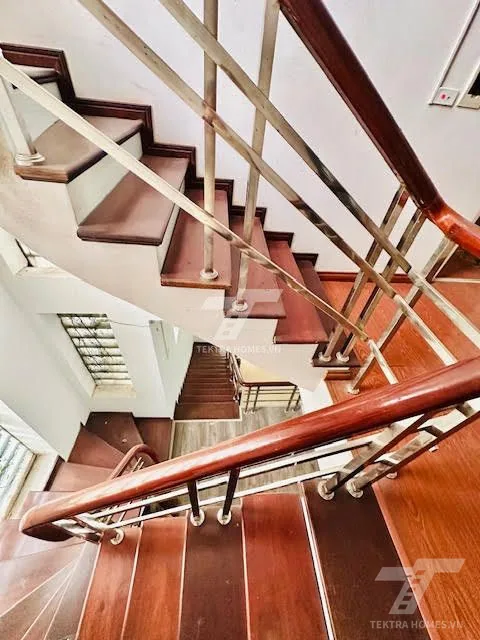 Cho thuê nguyên căn 120m2 x 6 tầng tại Mỹ Đình