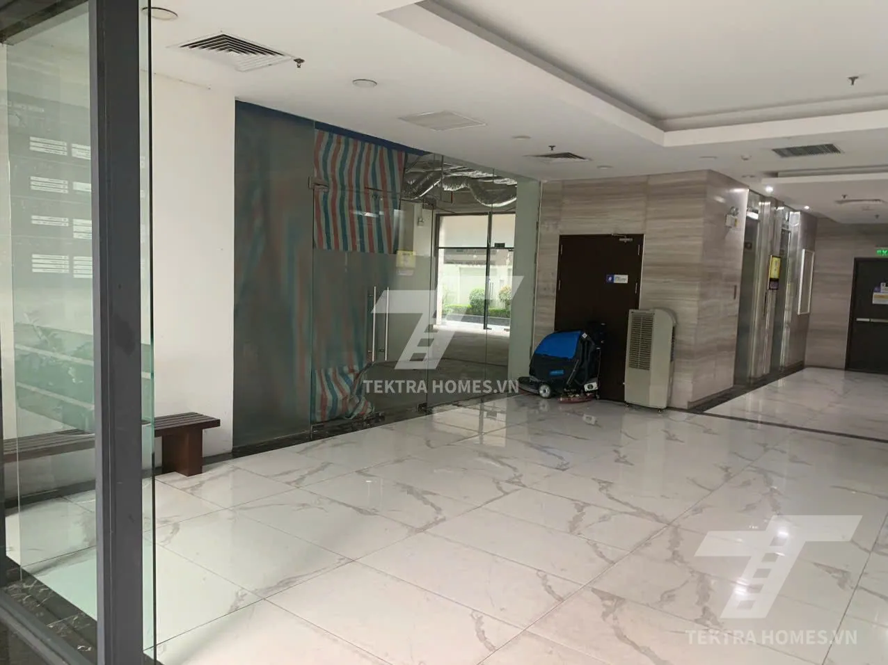 Không gian 4 tại Cho thuê văn phòng , mặt bằng kinh doanh tại HongKong Tower