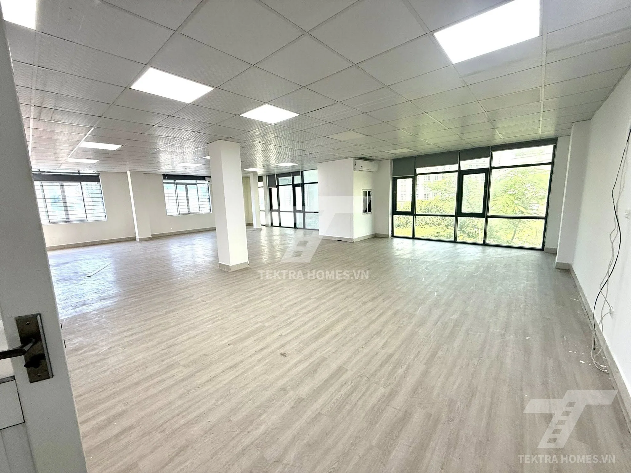 Không gian 2 tại Cho thuê văn phòng 120m2 mặt đường Mễ Trì