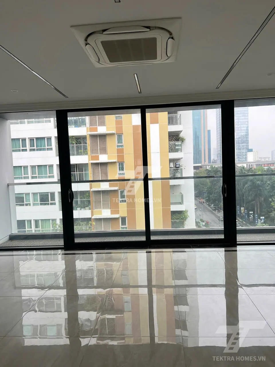 Cho thuê văn phòng phố Nguyễn Thị Thập