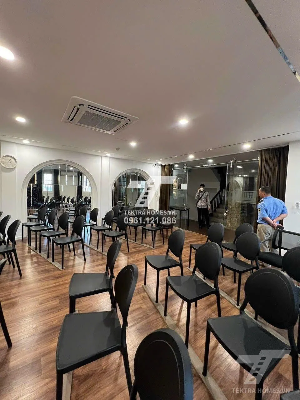 Không gian 4 tại Cho thuê tòa văn phòng góc ngã tư 2 mặt tiền phố Trương Công Giai, Dịch Vọng