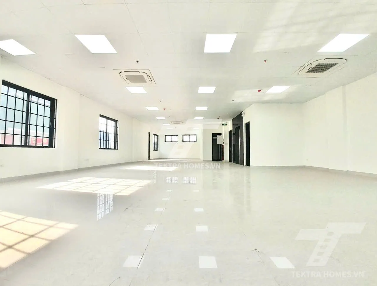 Không gian 3 tại Cho thuê văn phòng trục đường Thụy Khuê