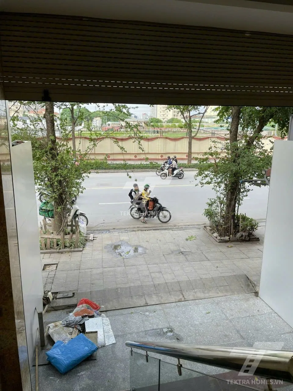 Không gian 3 tại Cho thuê nhà nguyên căn phố Lê Trọng Tấn