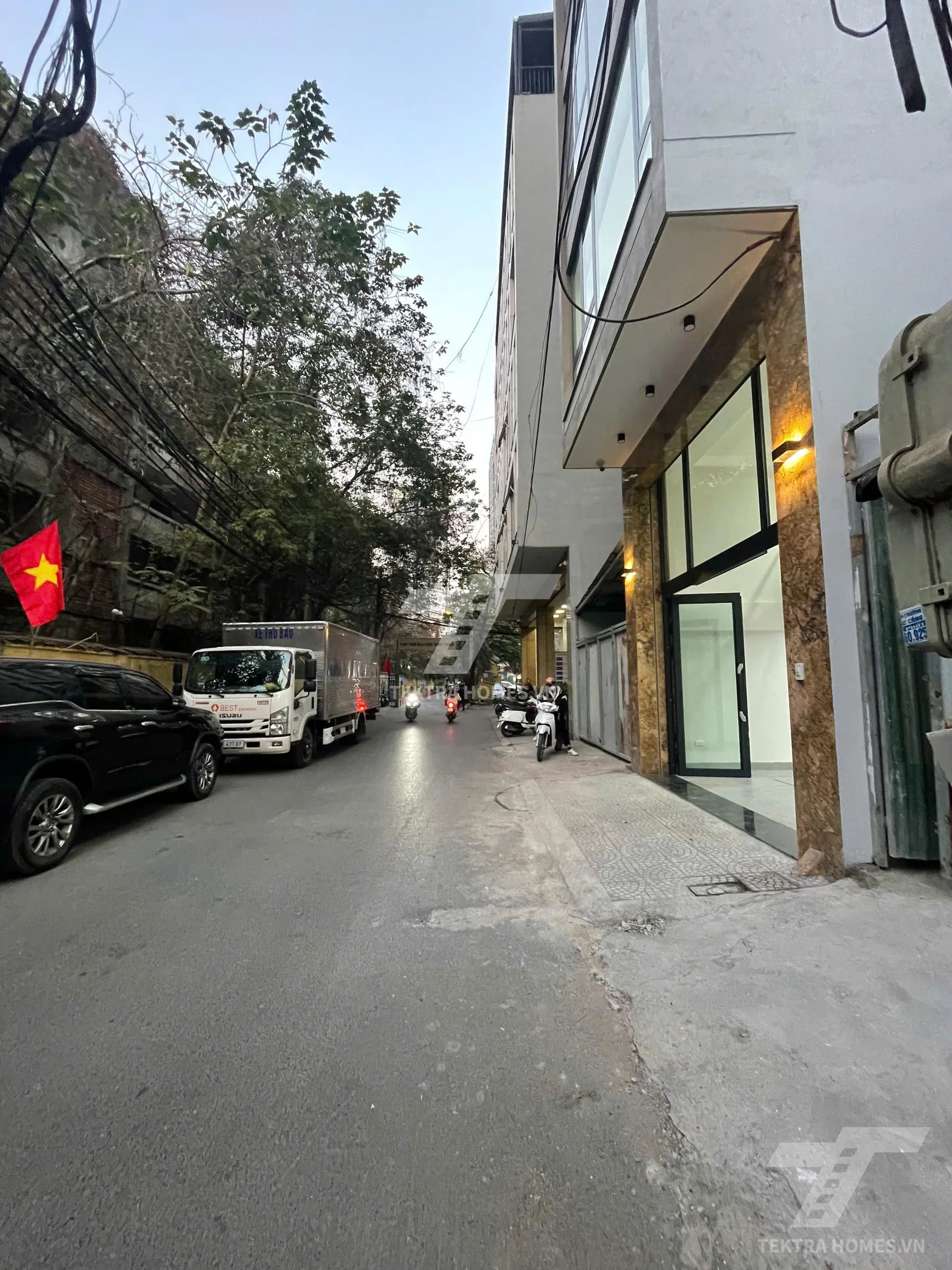 Không gian 2 tại Cho thuê nhà nguyên căn đường Khuất Duy Tiến