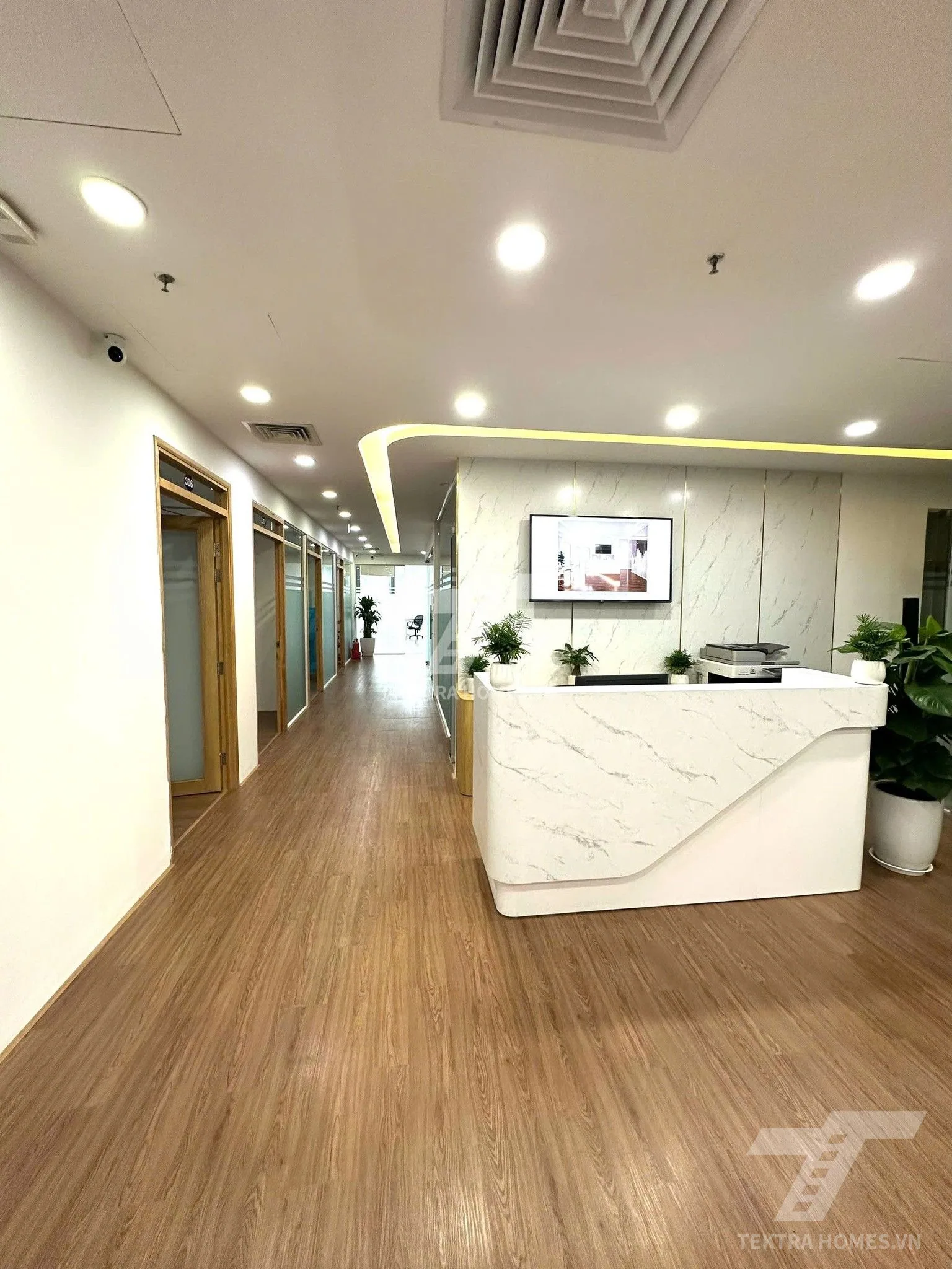 Không gian 2 tại Văn phòng trọn gói tại Golden Palace 54 Lê Văn Lương