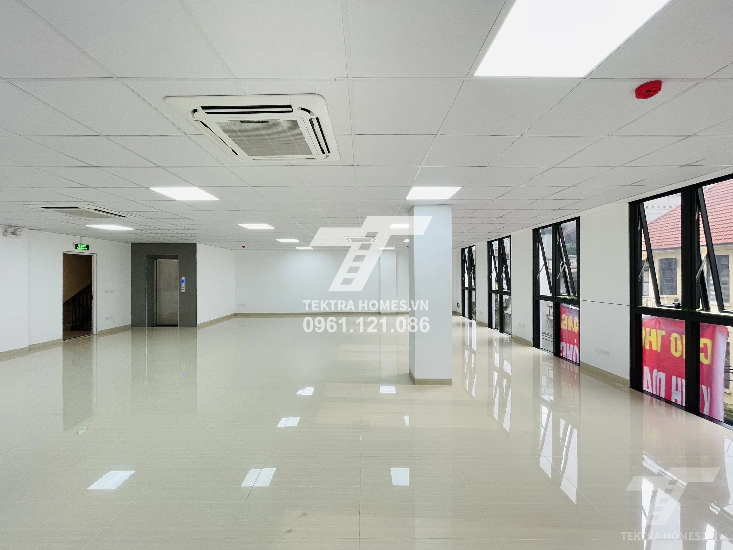 Không gian 3 tại Cho thuê văn phòng mới đẹp phố Võng Thị, Tây Hồ